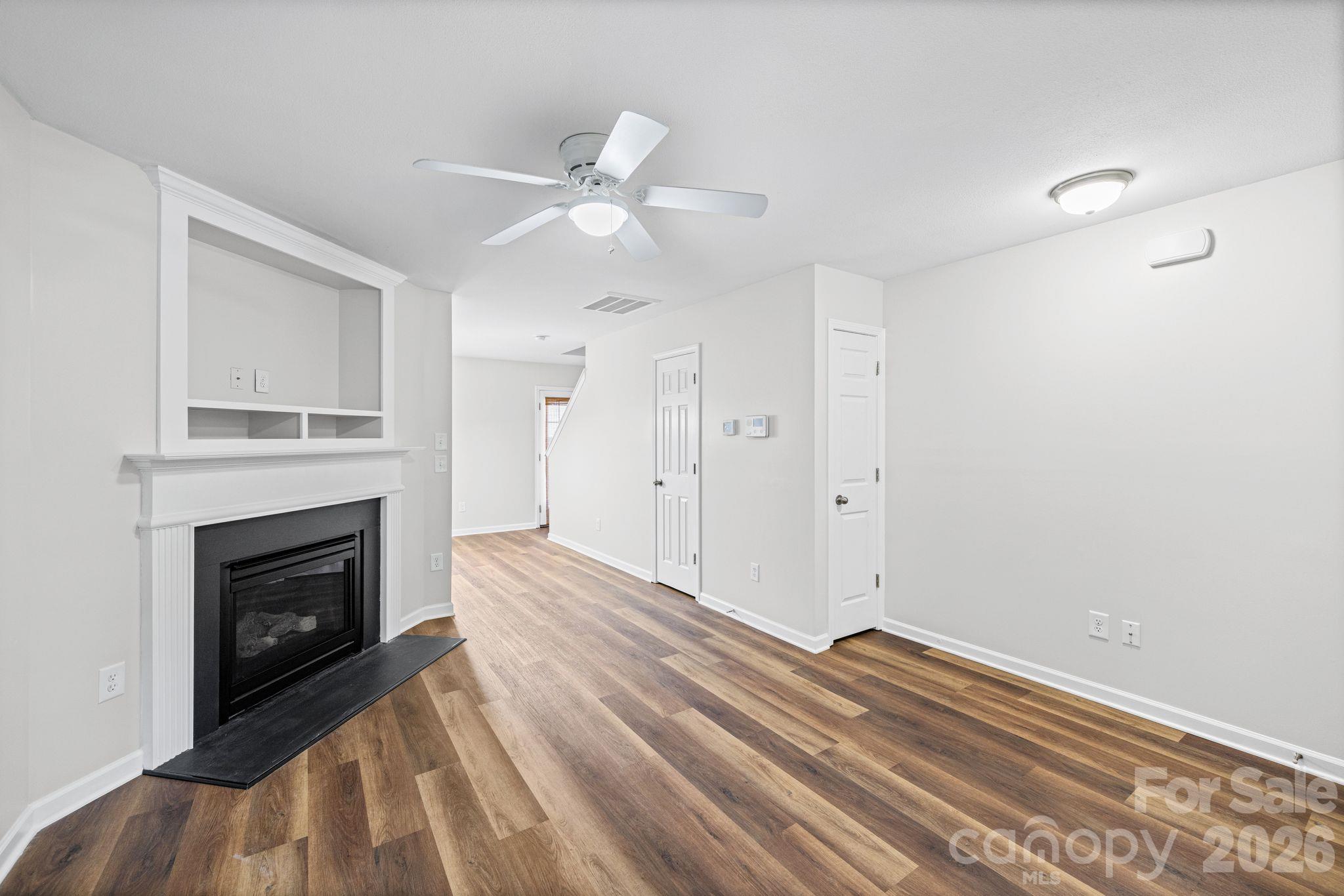 Single Family Residence at 1491 Wakefield Farm Lane, Kernersville, photo 9 of 46