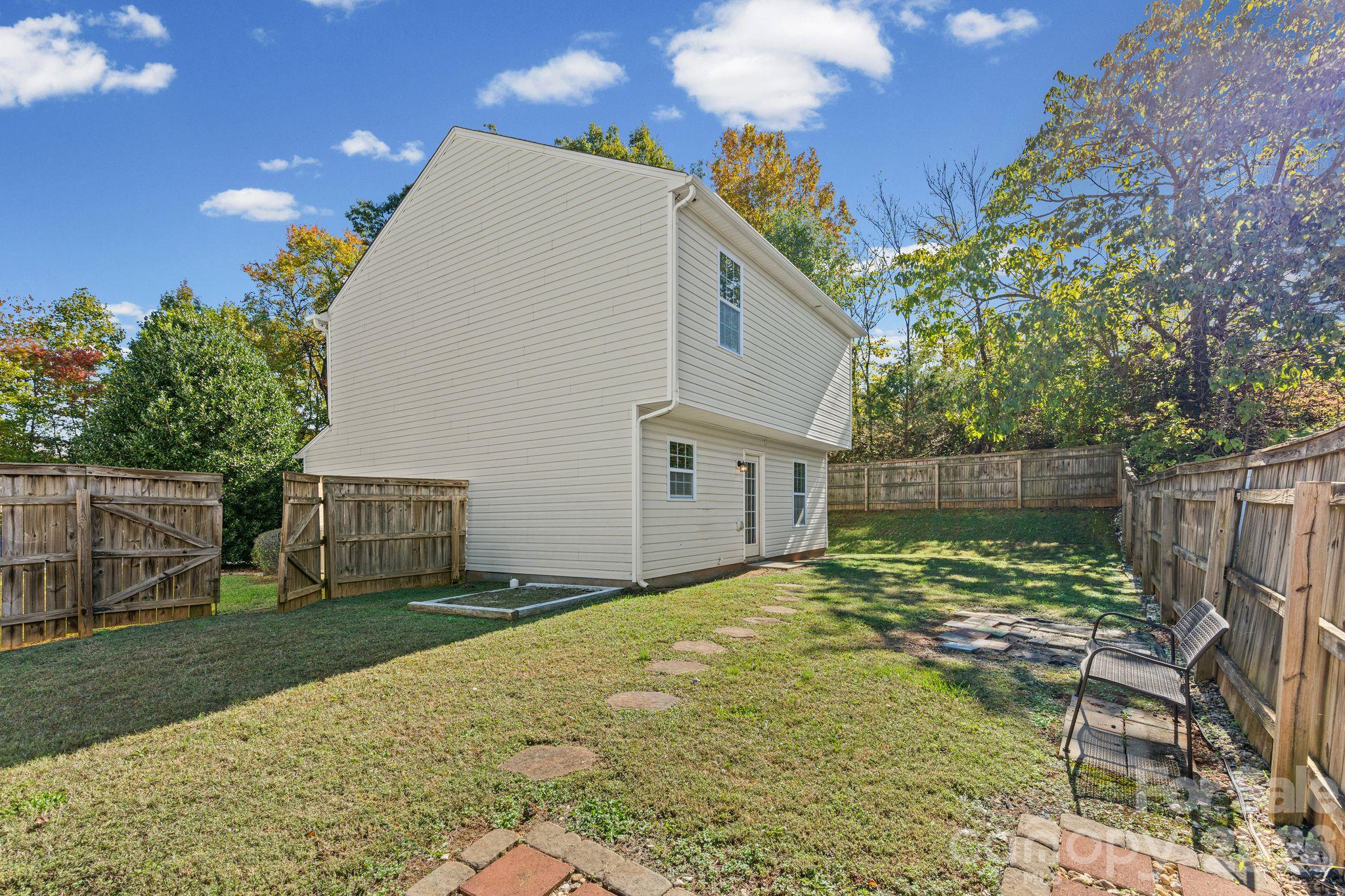 Single Family Residence at 1491 Wakefield Farm Lane, Kernersville, photo 39 of 46