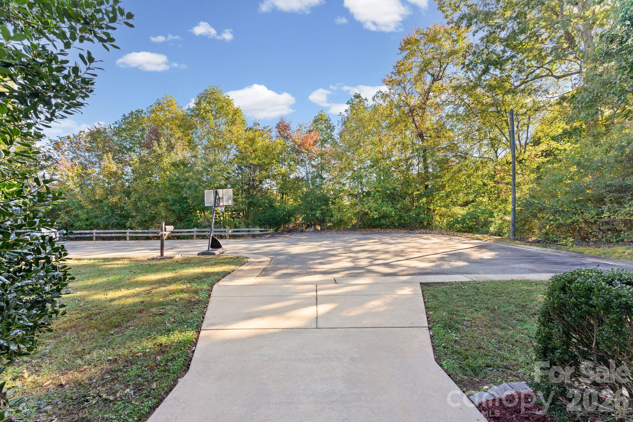 Single Family Residence at 1491 Wakefield Farm Lane, Kernersville, photo 41 of 46