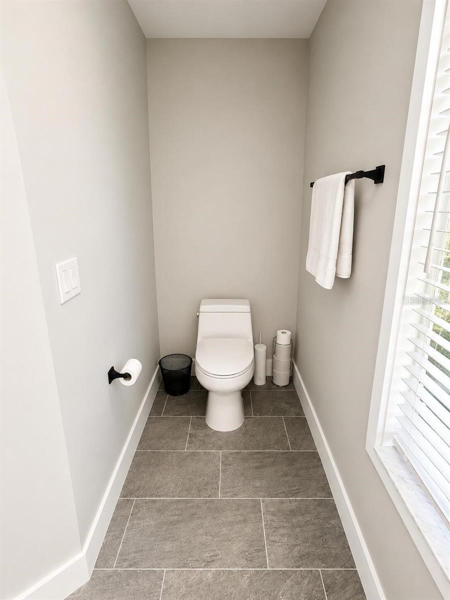 primary bath - 14 LAMOYNE LN, PALM COAST