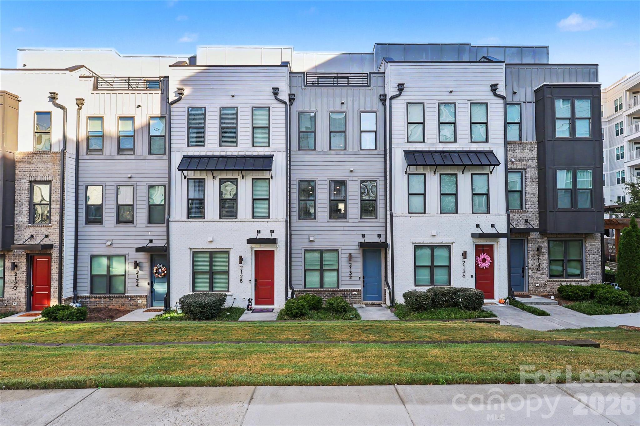 2132 Terwilliger Terrace