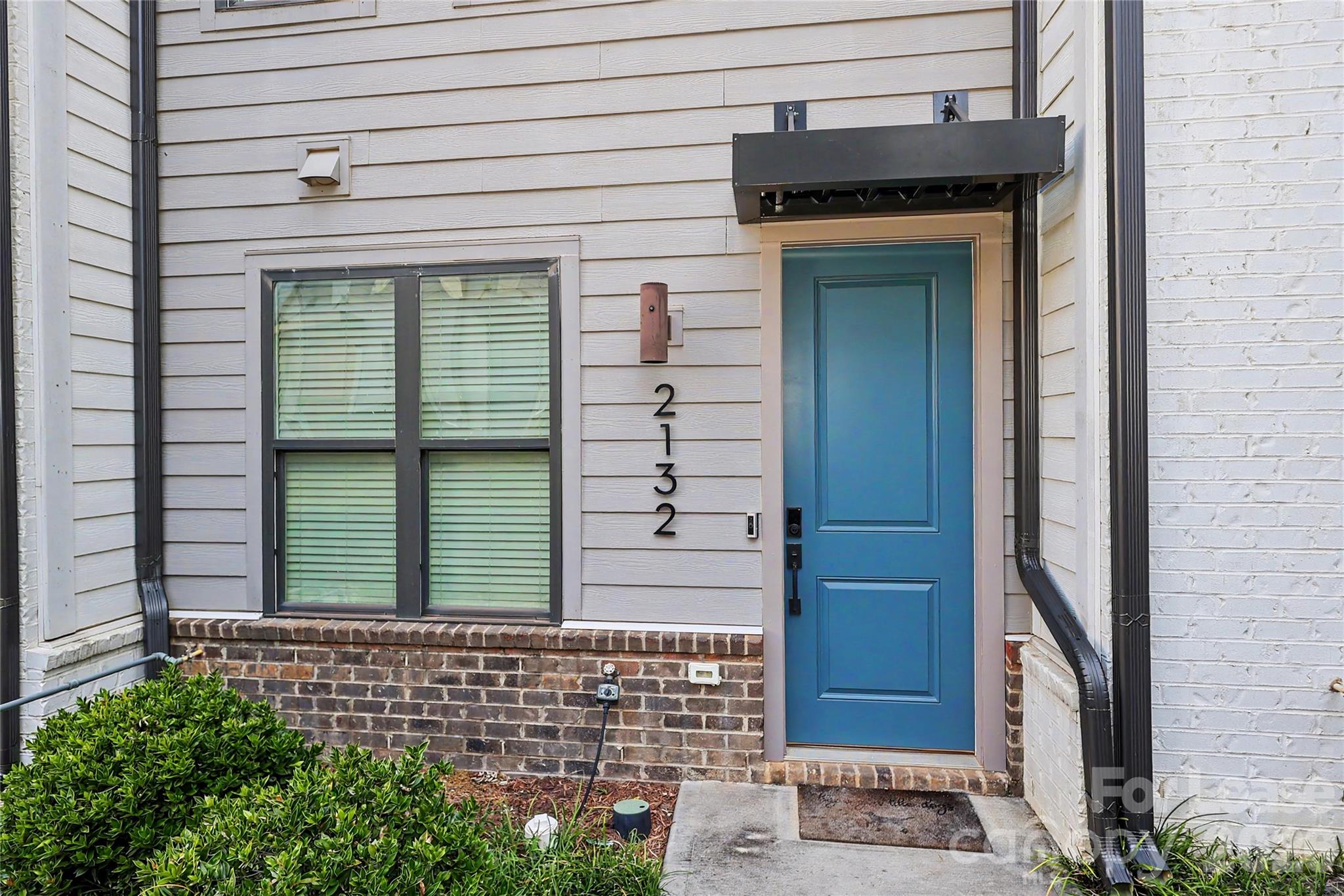 Townhouse at 2132 Terwilliger Terrace, Charlotte, photo 2 of 47