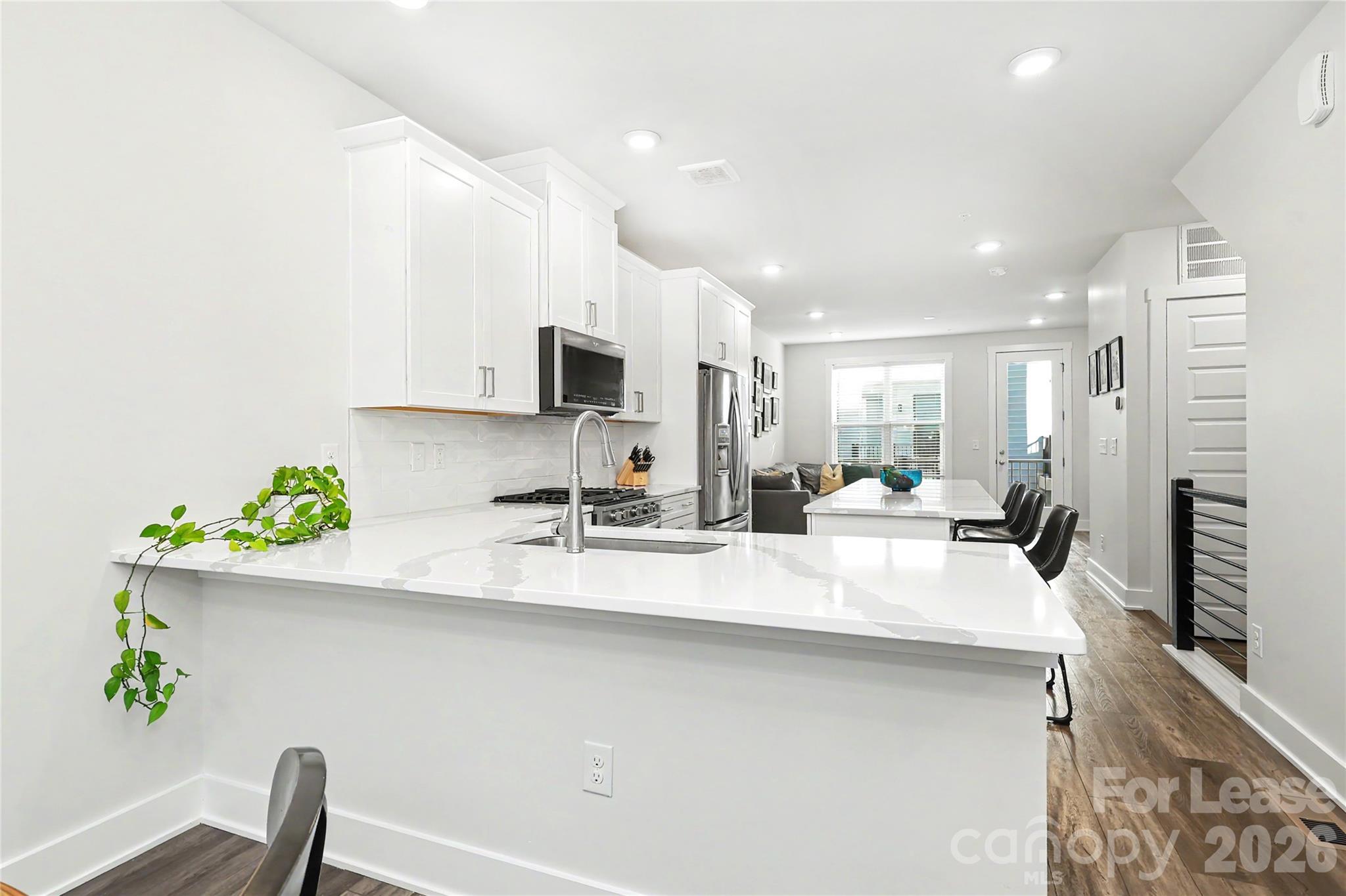 Townhouse at 2132 Terwilliger Terrace, Charlotte, photo 12 of 47