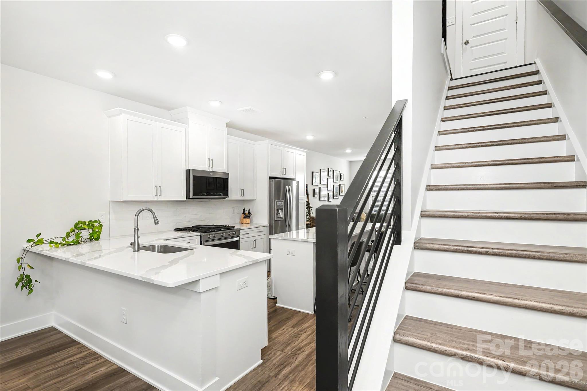 Townhouse at 2132 Terwilliger Terrace, Charlotte, photo 16 of 47