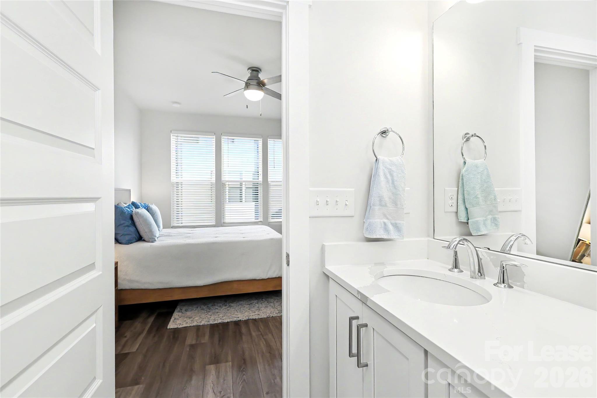 Townhouse at 2132 Terwilliger Terrace, Charlotte, photo 24 of 47