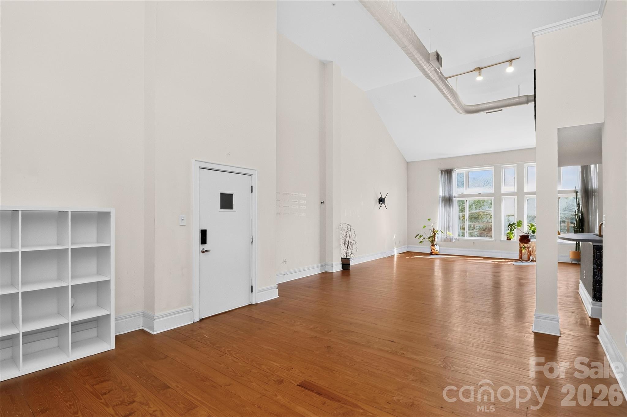 Condominium at 404 Laurel Avenue, Charlotte, photo 4 of 79