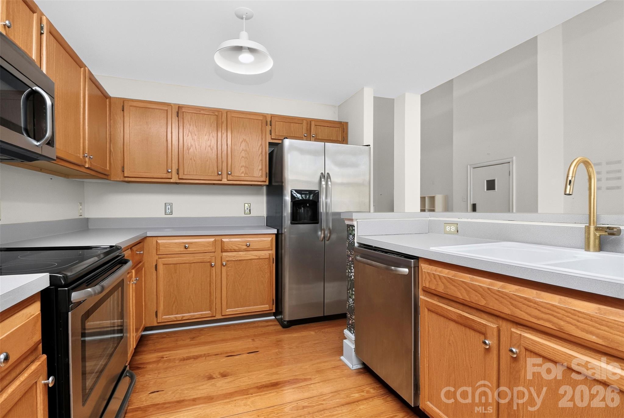 Condominium at 404 Laurel Avenue, Charlotte, photo 47 of 79