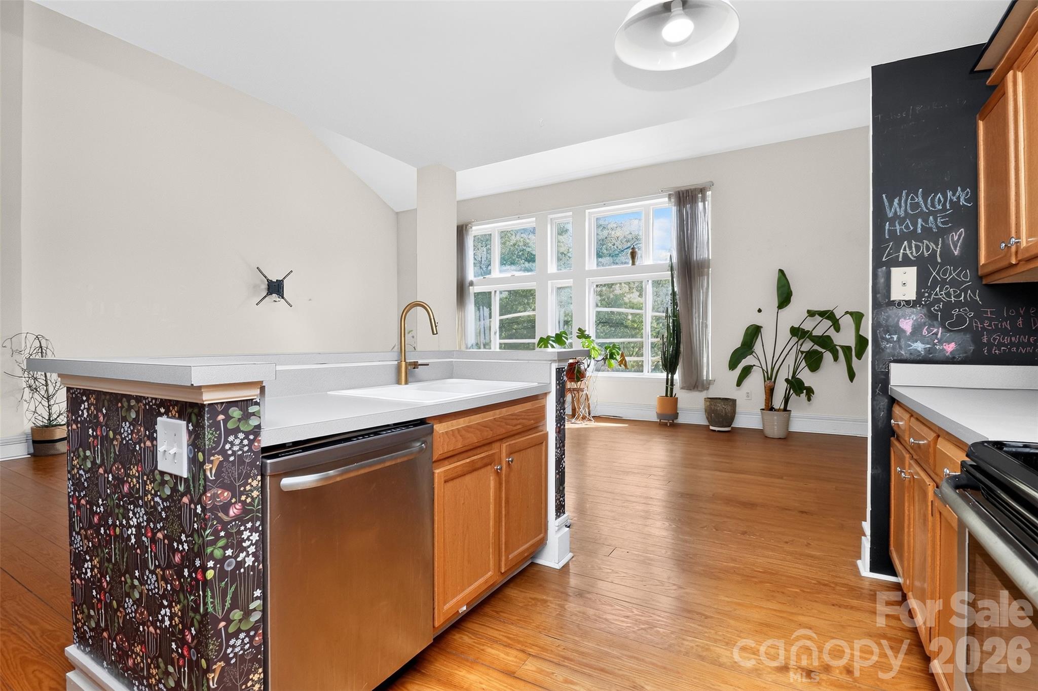 Condominium at 404 Laurel Avenue, Charlotte, photo 49 of 79