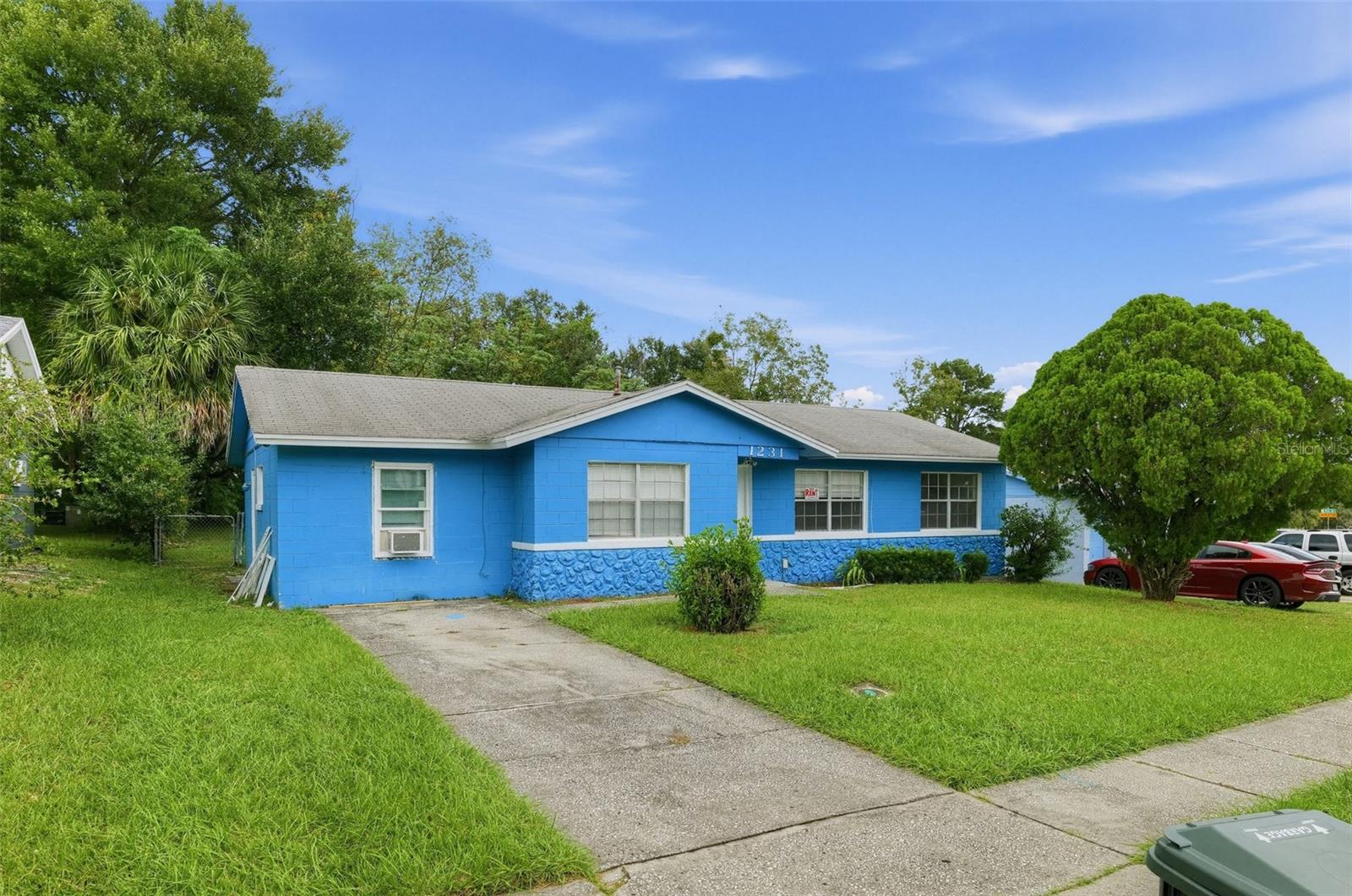 Single Family Residence at 1231 ROBERT KING HIGH DR, LAKELAND, photo 2 of 30
