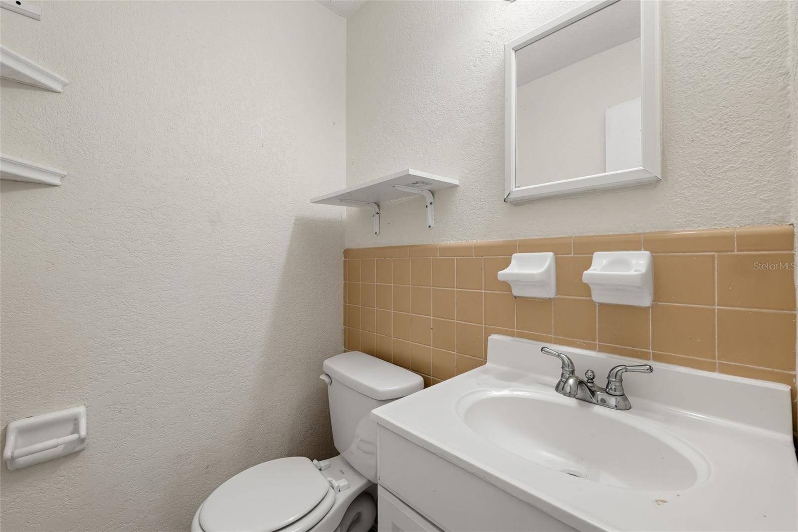 Single Family Residence at 1231 ROBERT KING HIGH DR, LAKELAND, photo 13 of 30
