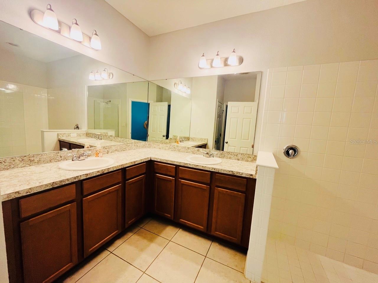 Single Family Residence at 1726 BRASSIE CT, KISSIMMEE, photo 20 of 40