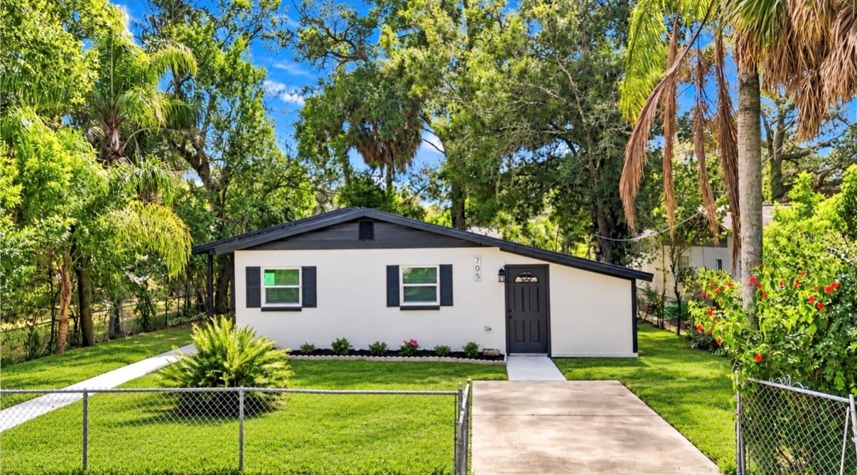 705 E ESKIMO AVE