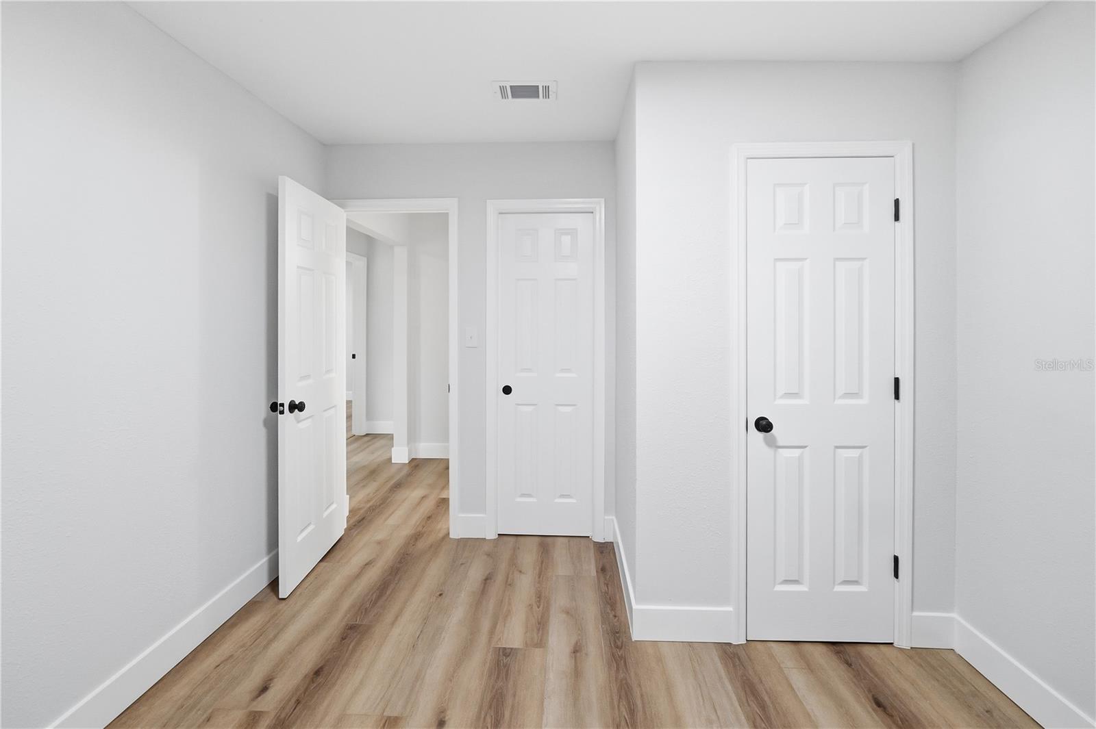Single Family Residence at 705 E ESKIMO AVE, TAMPA, photo 12 of 20