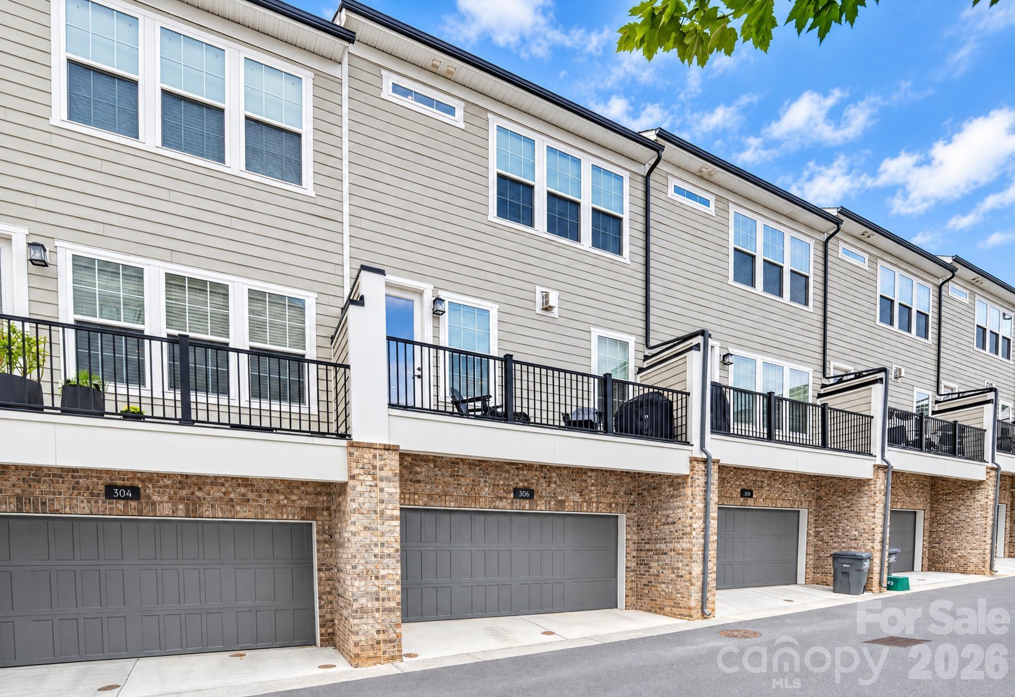 2-Car Garage - 306 N Dotger Avenue, Charlotte