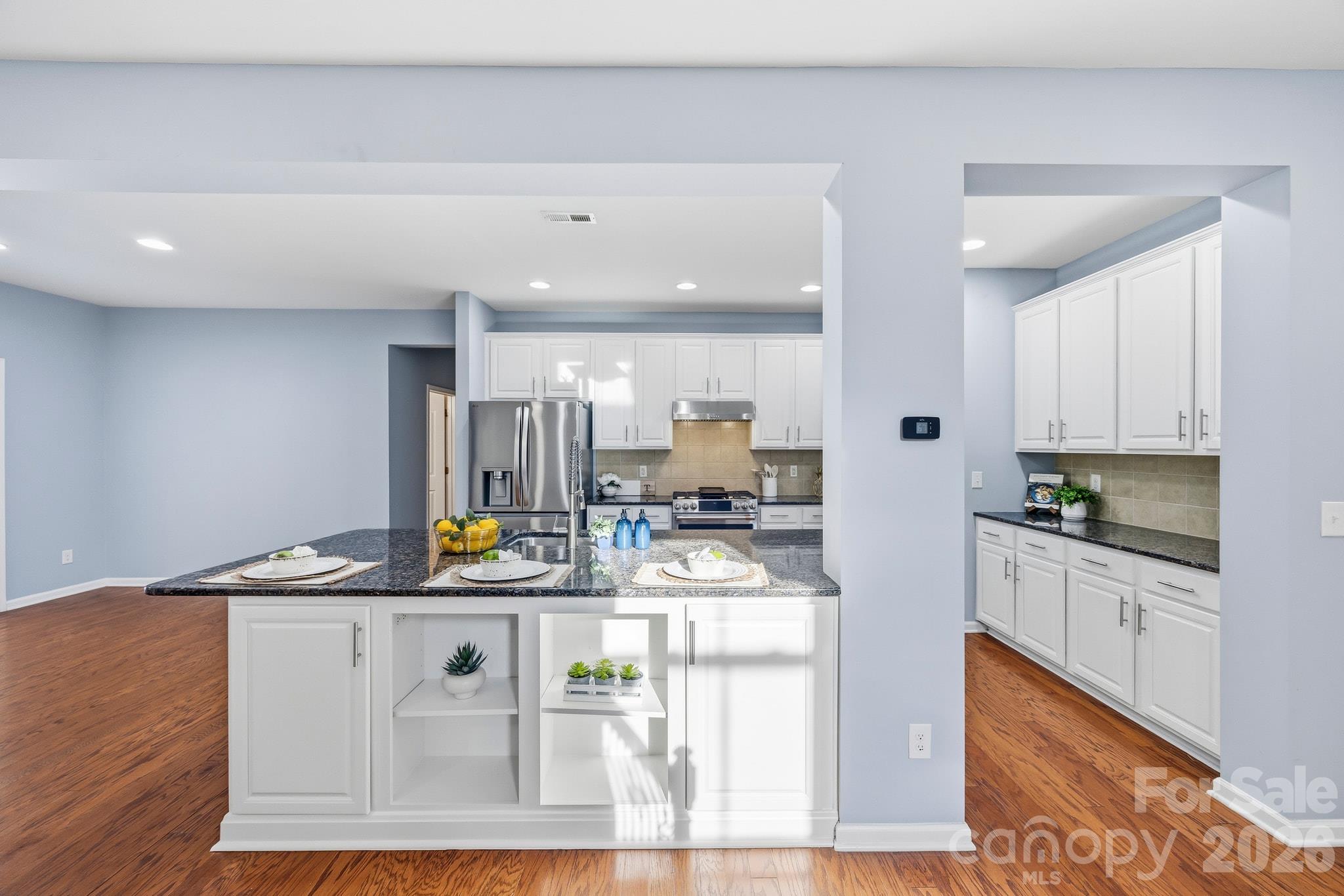 Single Family Residence at 4008 Chasebrook Lane, Waxhaw, photo 14 of 47