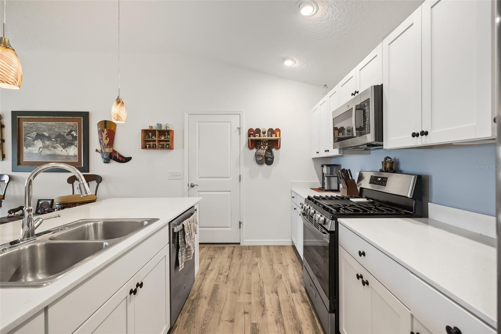 Single Family Residence at 1533 LUCA LN, THE VILLAGES, photo 12 of 26
