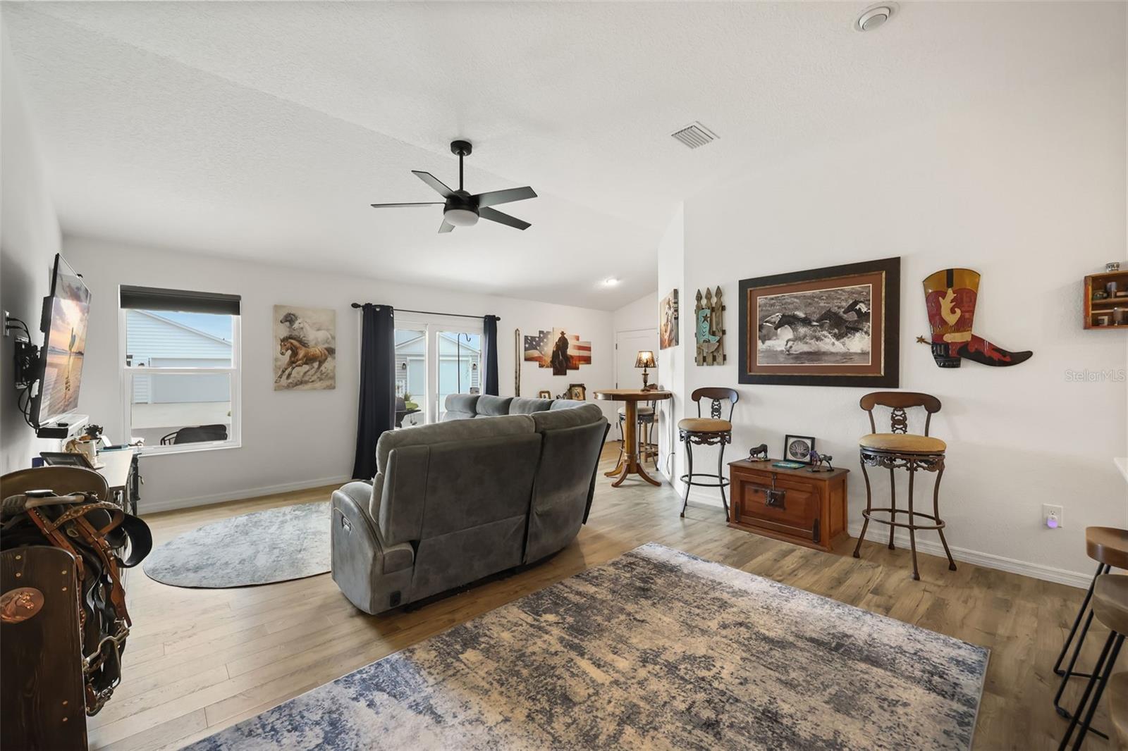 Single Family Residence at 1533 LUCA LN, THE VILLAGES, photo 13 of 26