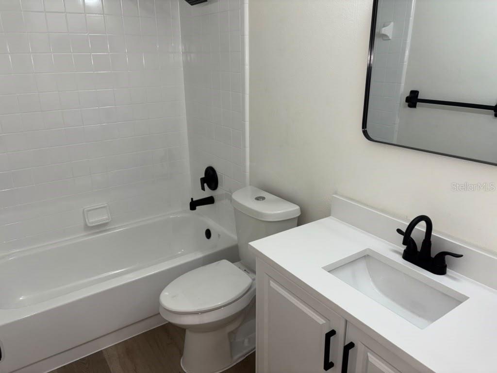 Townhouse at 949 PEBBLE CREEK CIR, ORLANDO, photo 15 of 21