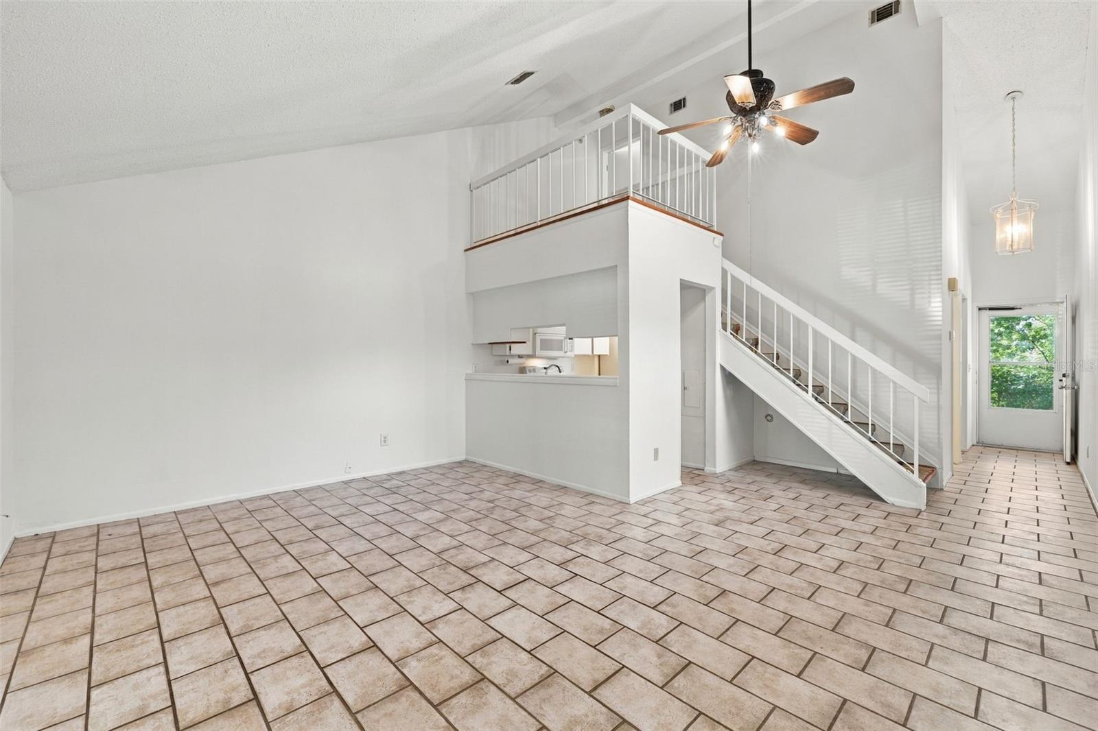 Townhouse at 1896 CLEARBROOKE DR, CLEARWATER, photo 4 of 29