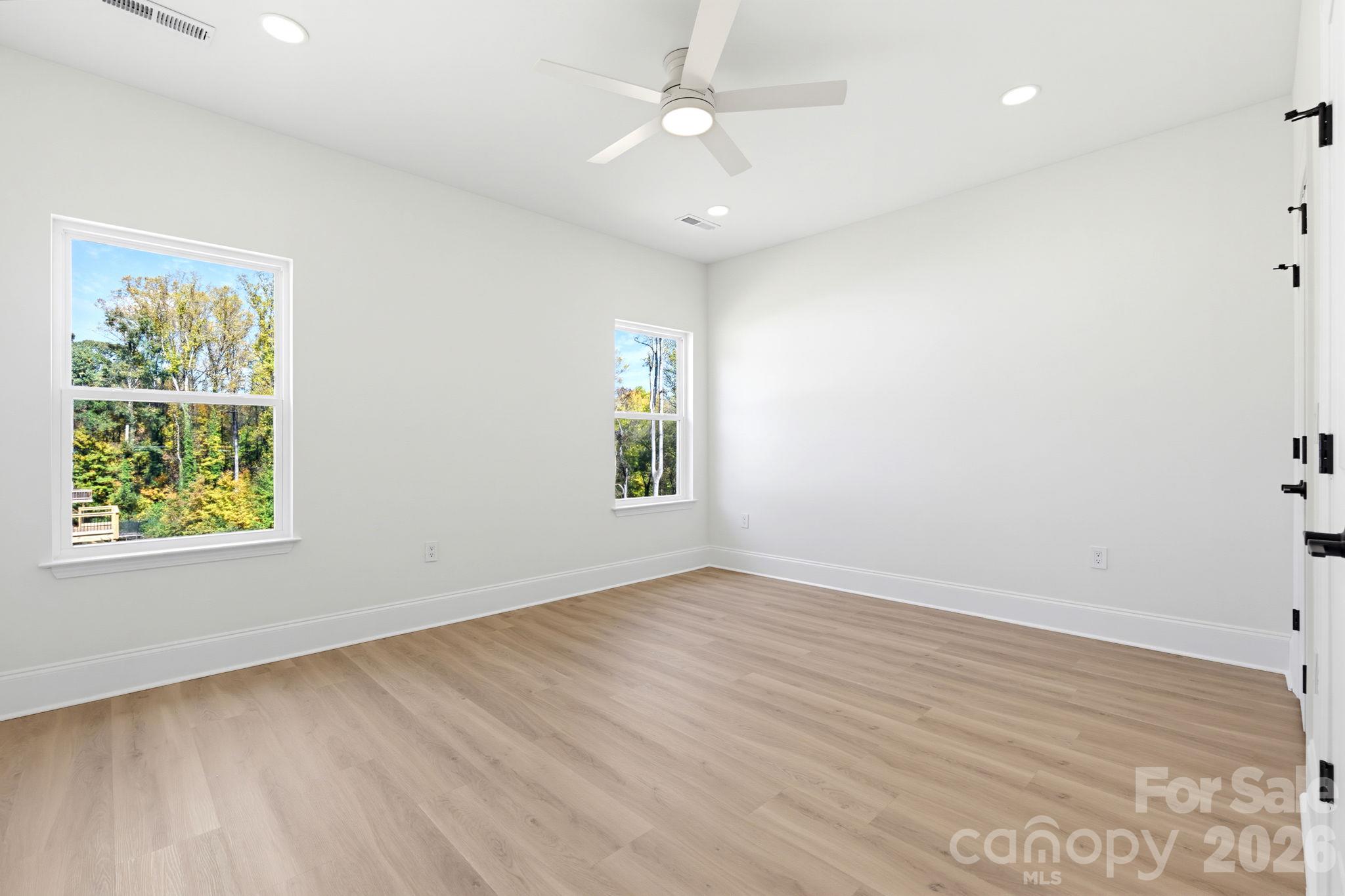Single Family Residence at 1520 Wedgedale Avenue, Statesville, photo 22 of 39