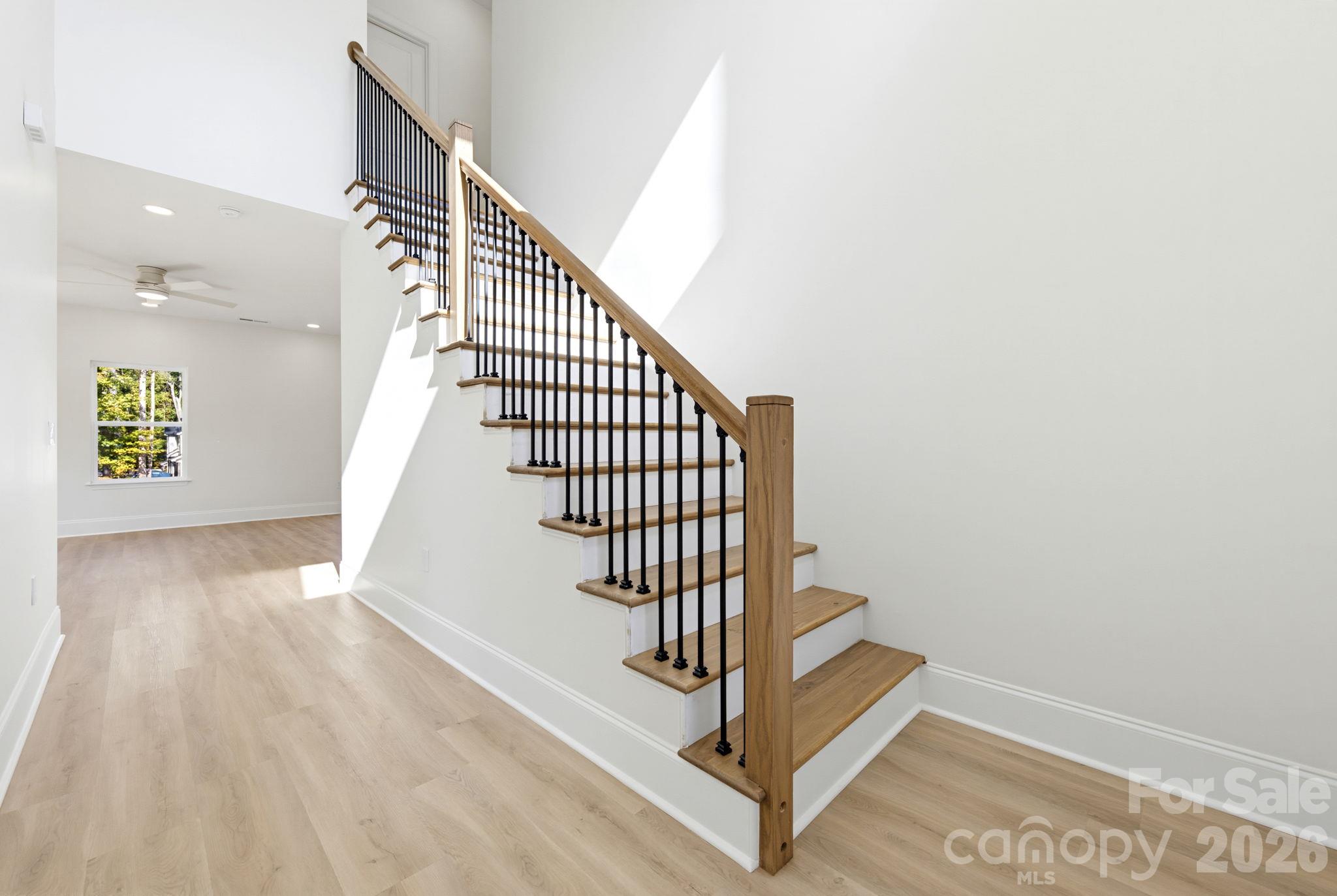 Single Family Residence at 1524 Wedgedale Avenue, Statesville, photo 10 of 43