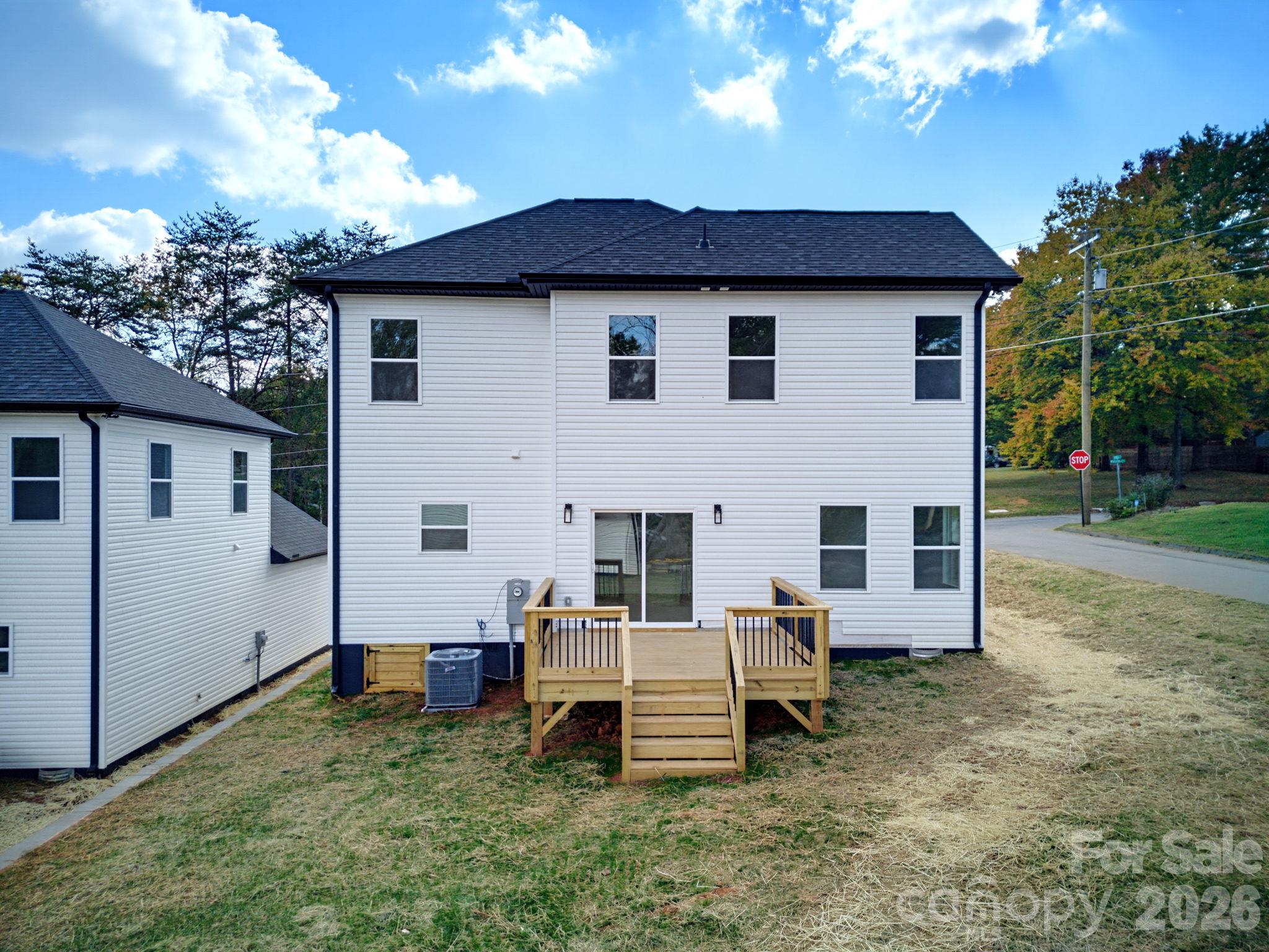 Single Family Residence at 1524 Wedgedale Avenue, Statesville, photo 43 of 43