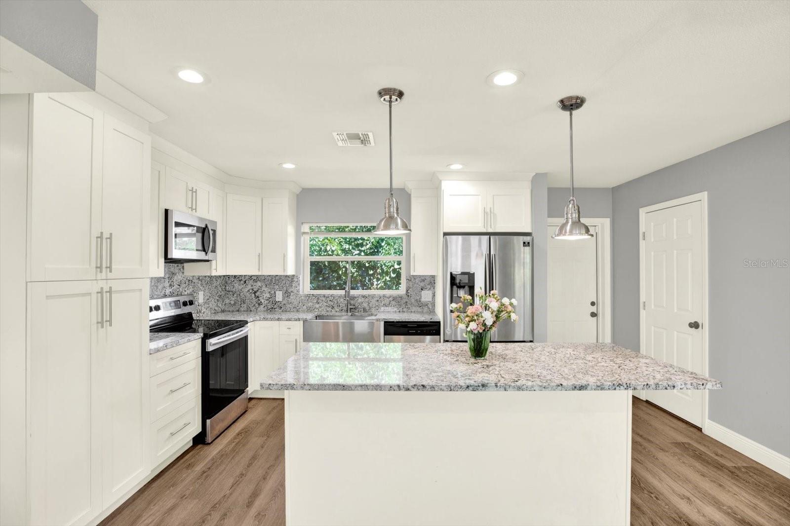Single Family Residence at 6504 N 21ST ST, TAMPA, photo 16 of 38