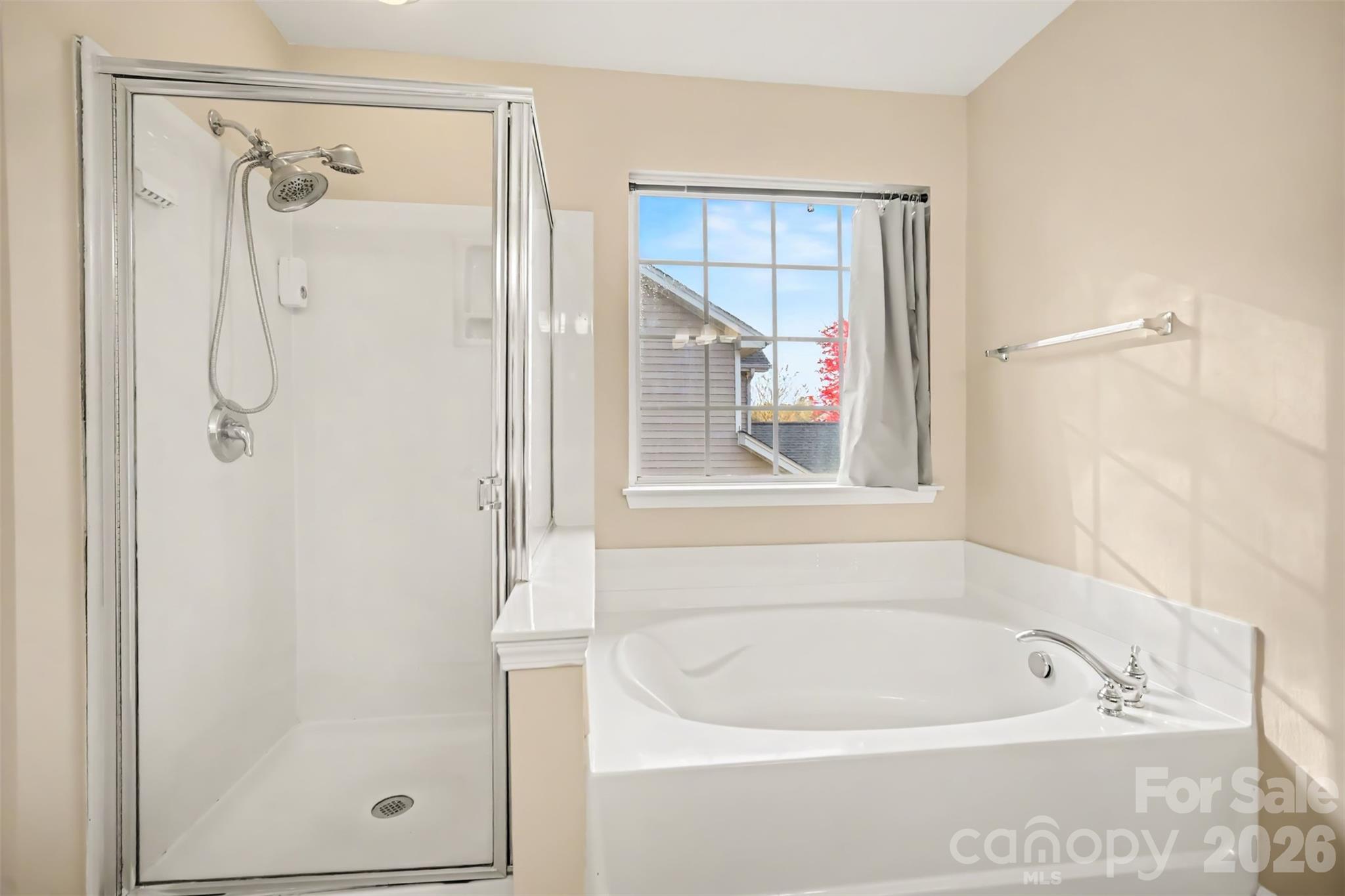 Master bath - 1364 Bottle Brush Lane, Harrisburg