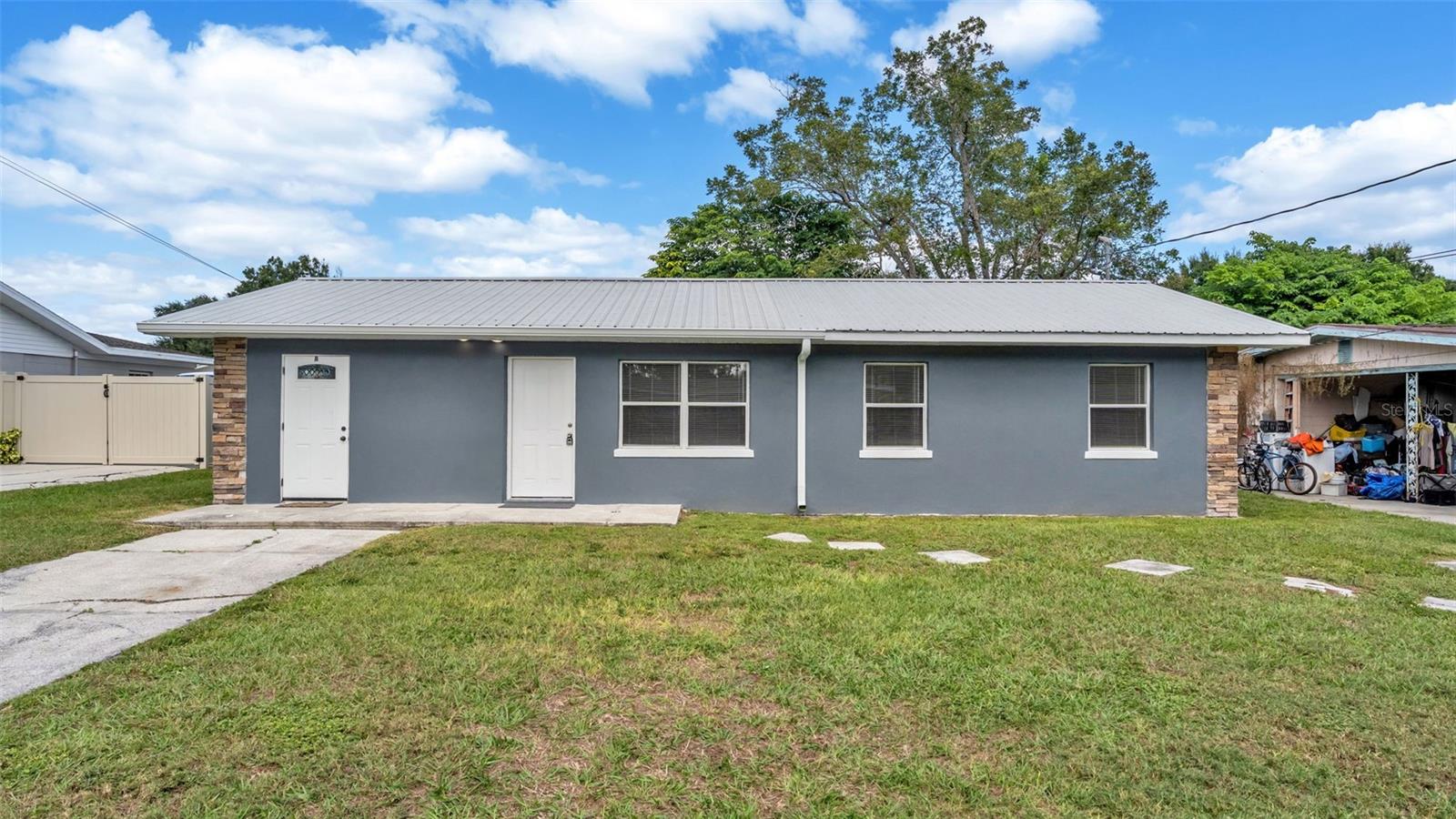 Half Duplex at 3429 SHERRY AVE, WINTER HAVEN, photo 3 of 38