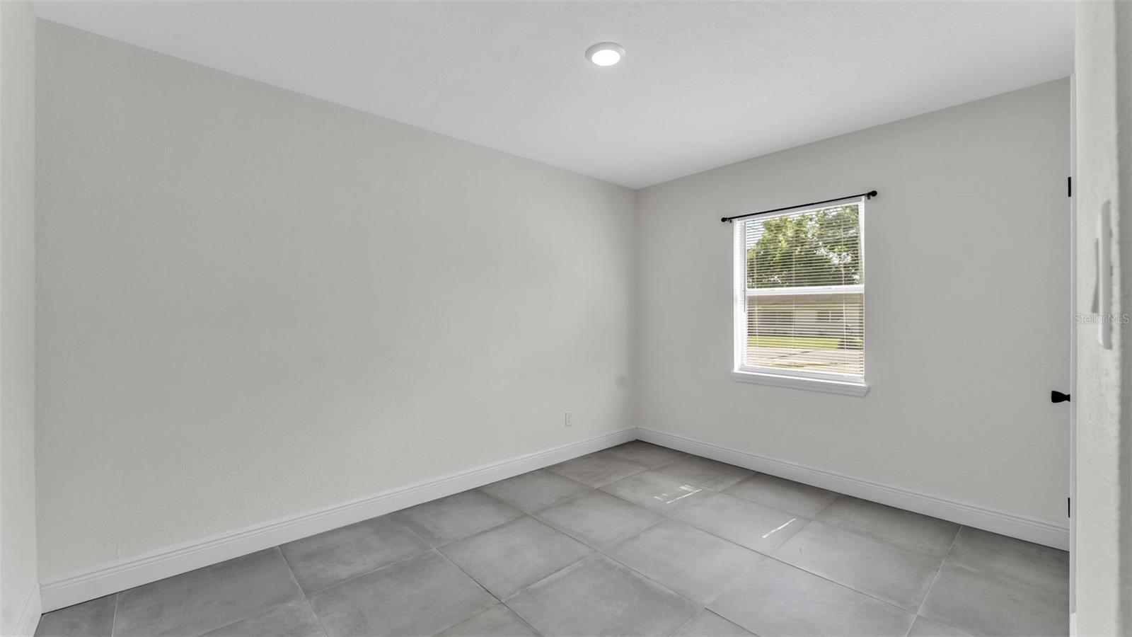 Half Duplex at 3429 SHERRY AVE, WINTER HAVEN, photo 14 of 38