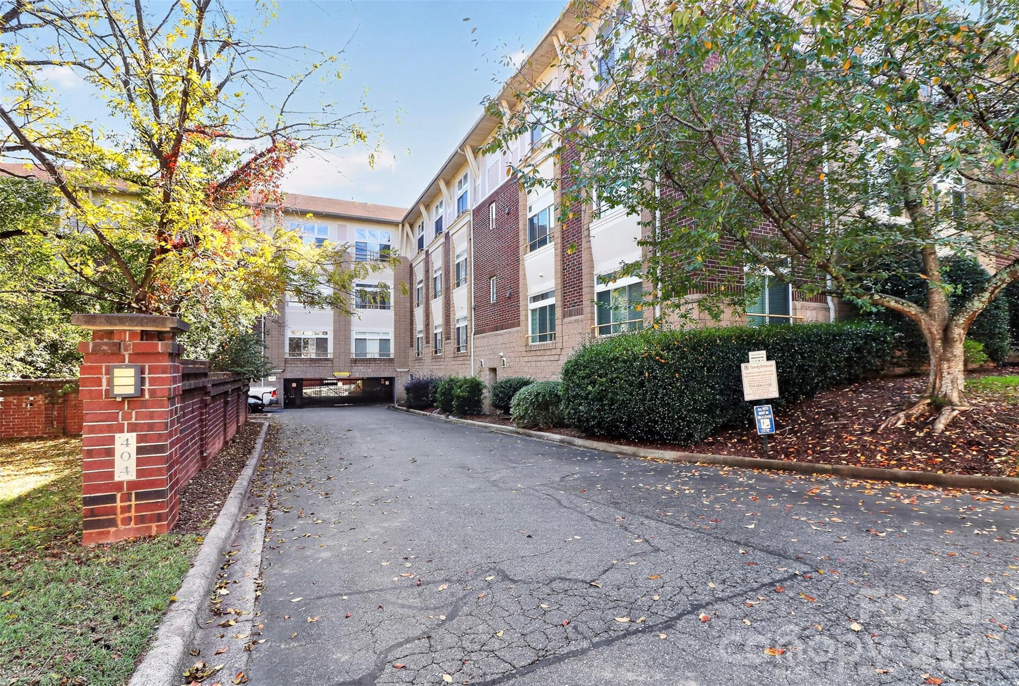 Condominium at 404 Laurel Avenue, Charlotte, photo 73 of 79