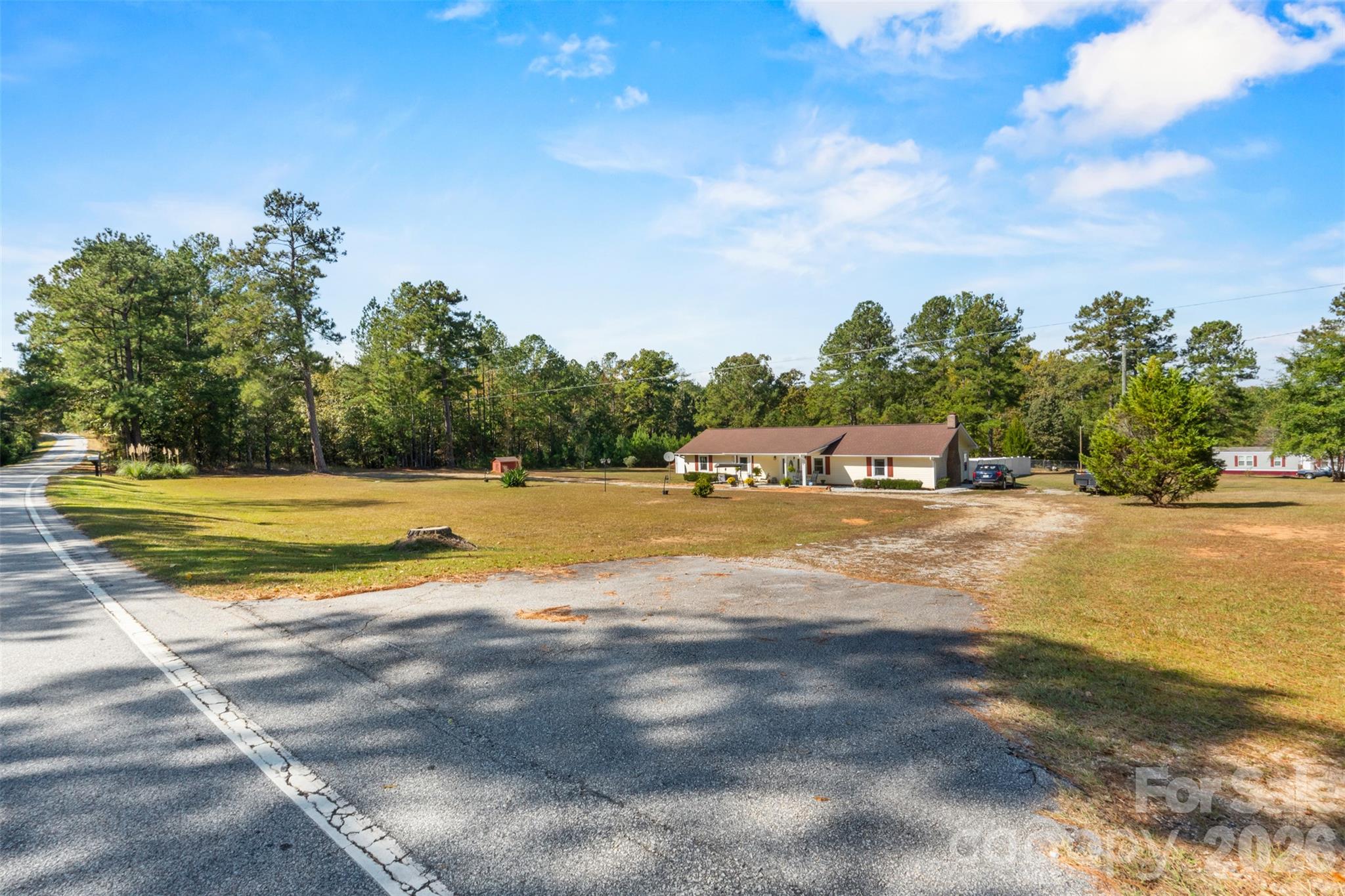 Single Family Residence at 4576 Kincaid Bridge Road, Winnsboro, photo 3 of 31