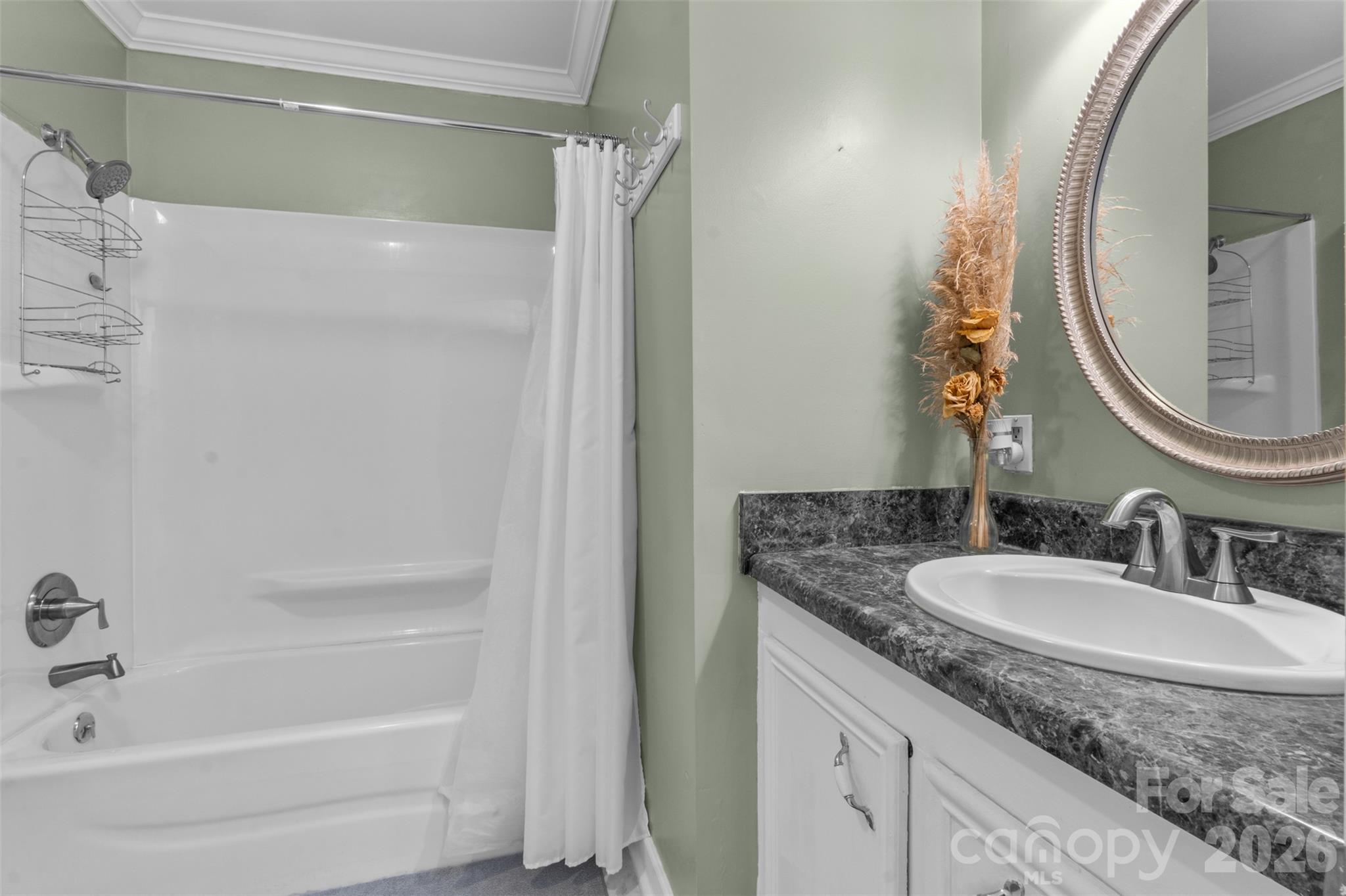 Hall Bathroom - 4576 Kincaid Bridge Road, Winnsboro