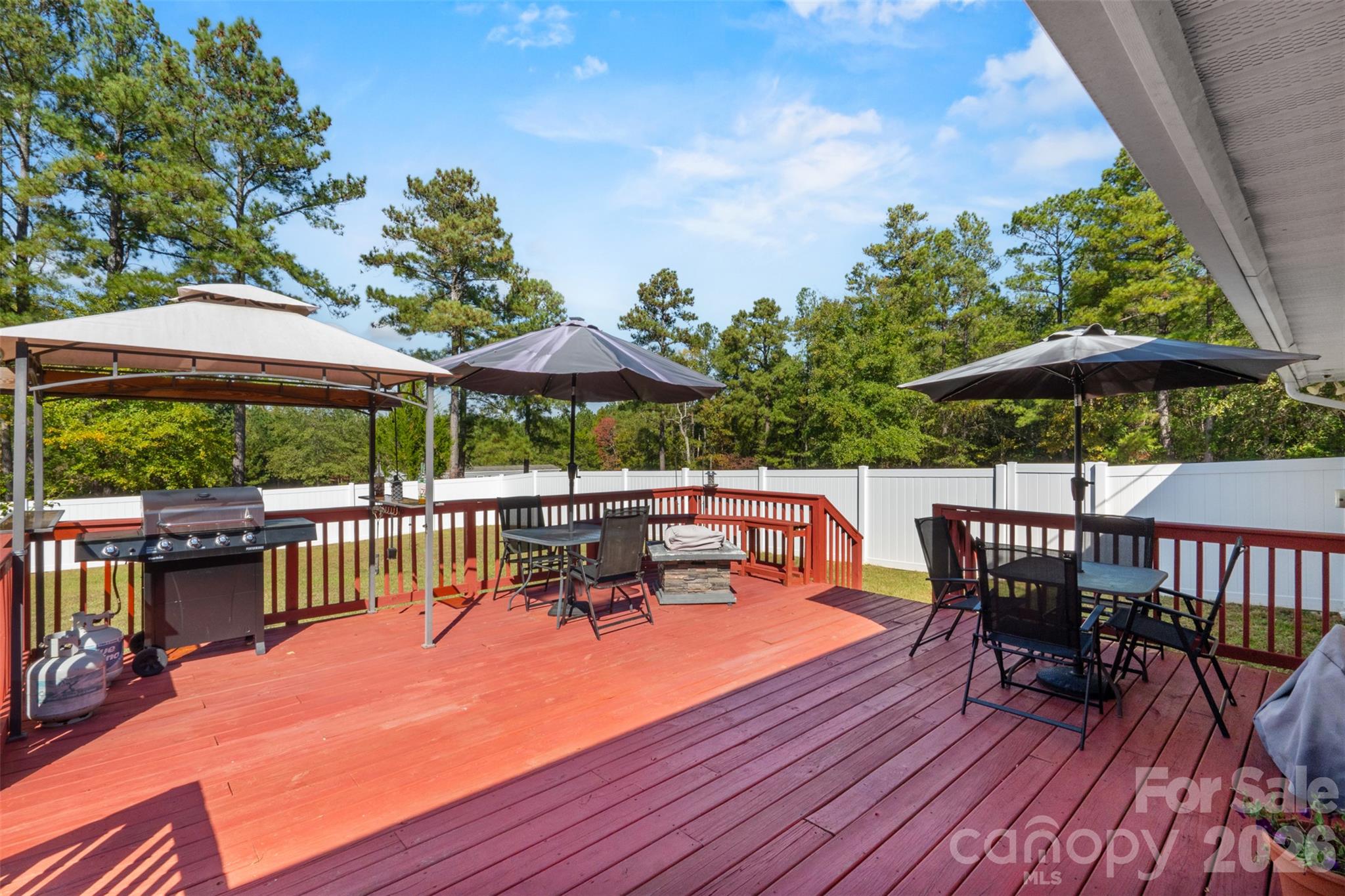 Private Back Deck - 4576 Kincaid Bridge Road, Winnsboro