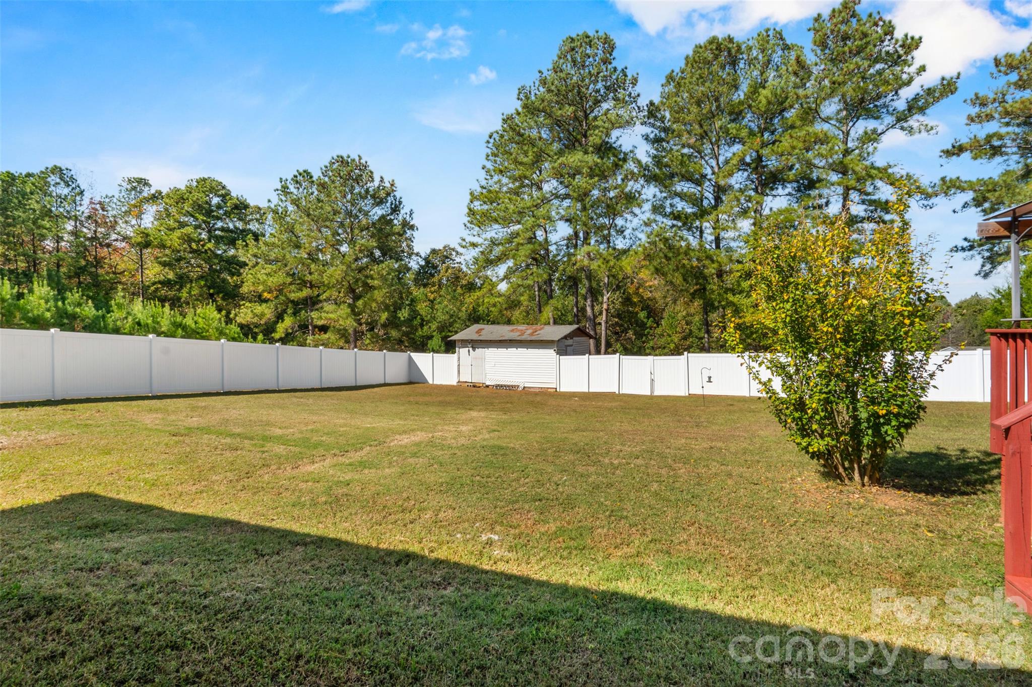 Fenced Back Yard - 4576 Kincaid Bridge Road, Winnsboro