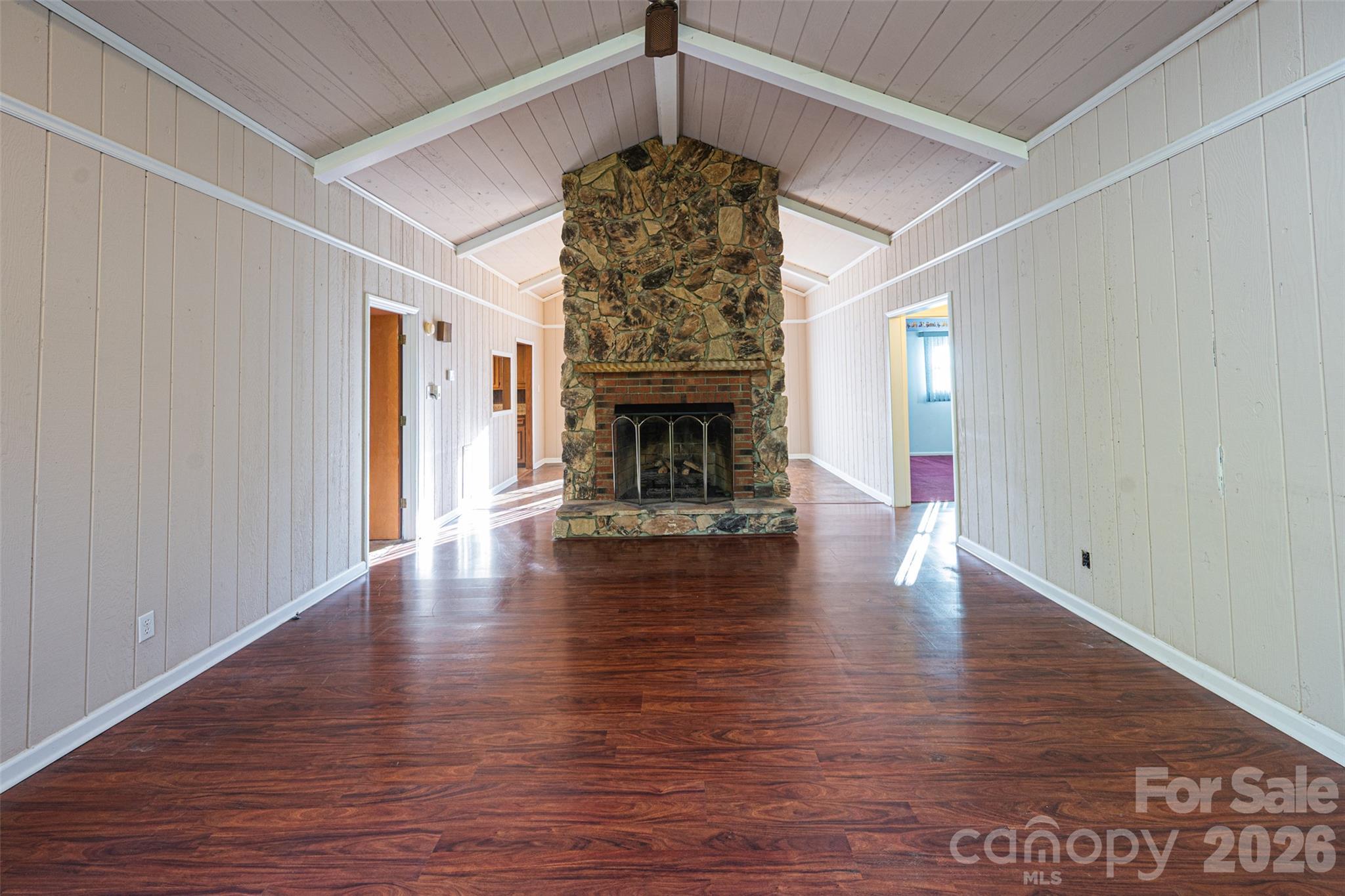 Living Room - 1440 Barbara Drive, Cherryville