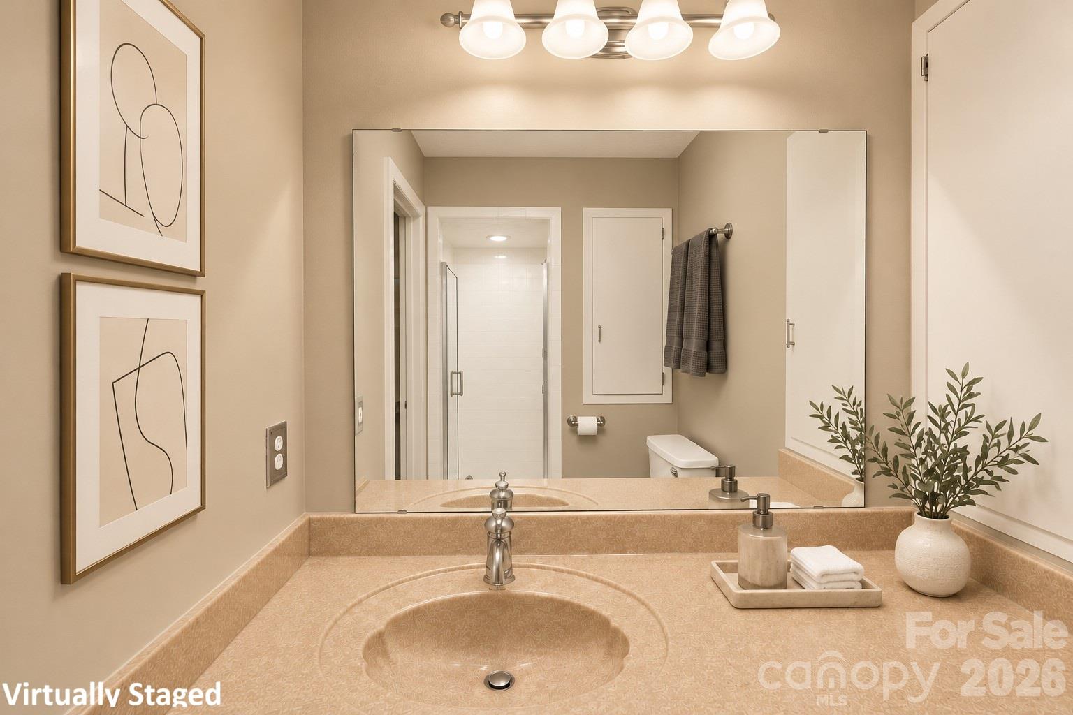 Primary en-suite bath - 1440 Barbara Drive, Cherryville