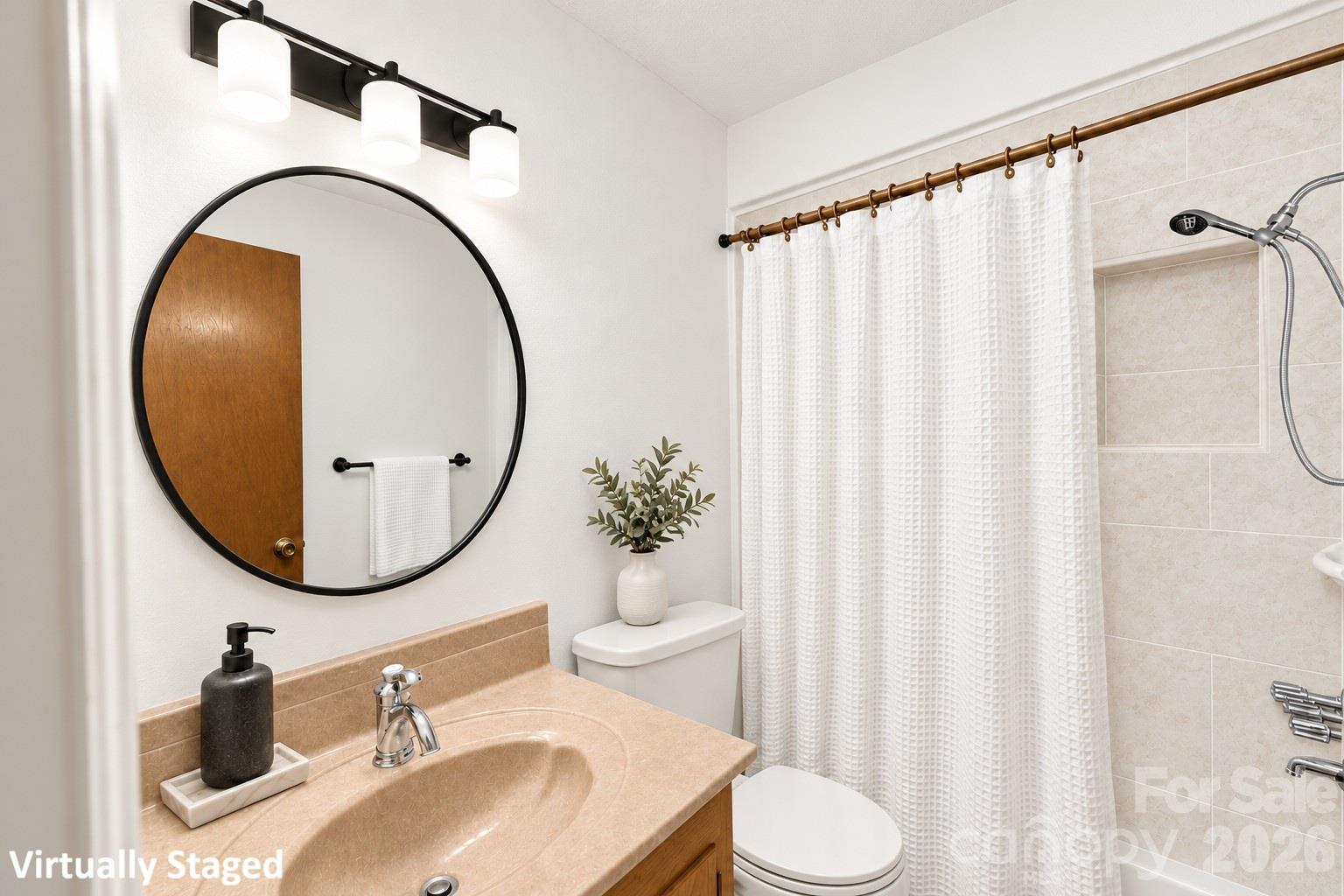 Bath 2 - 1440 Barbara Drive, Cherryville