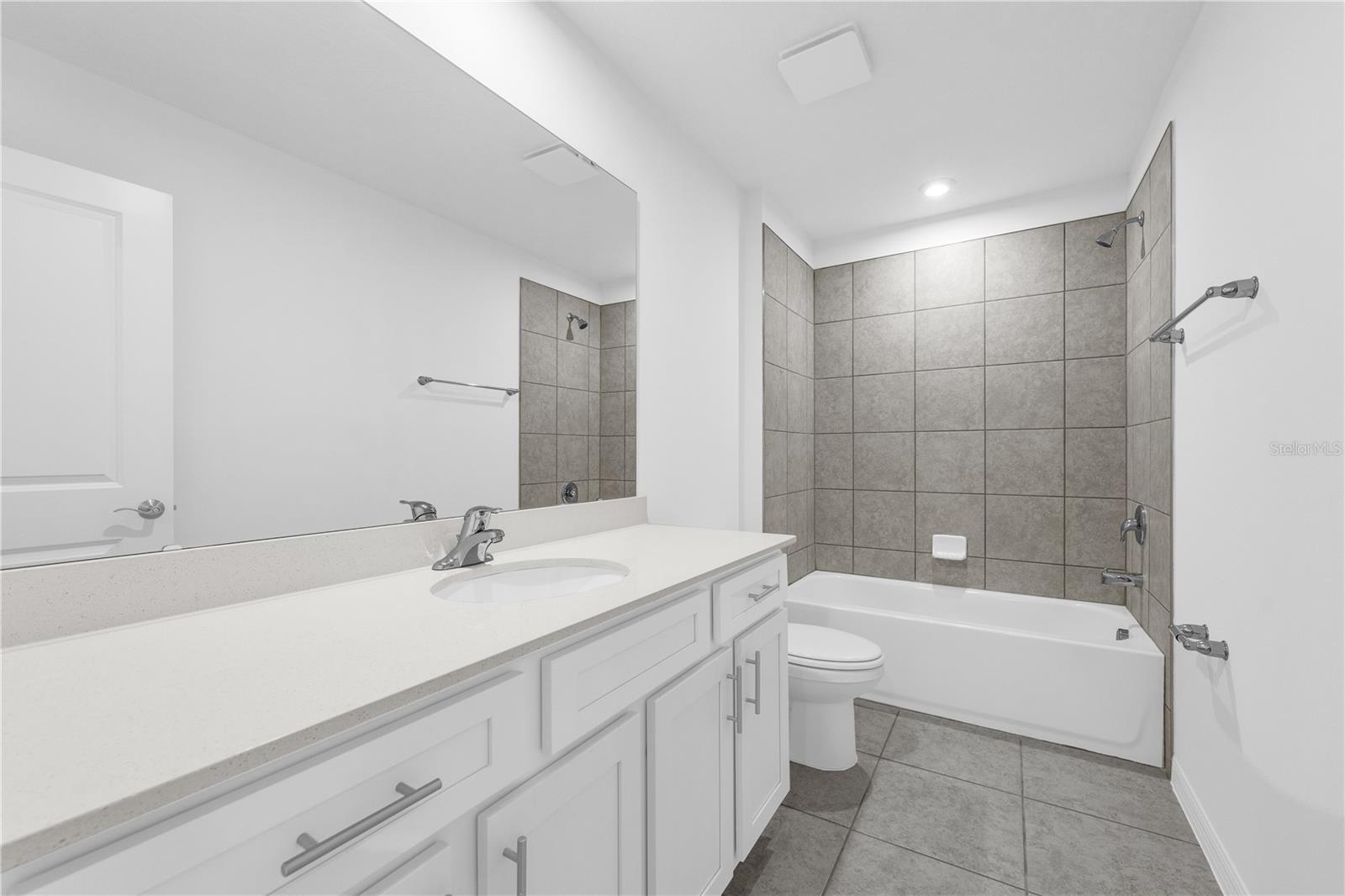 Single Family Residence at 3945 PENTAS RD, TAVARES, photo 13 of 44