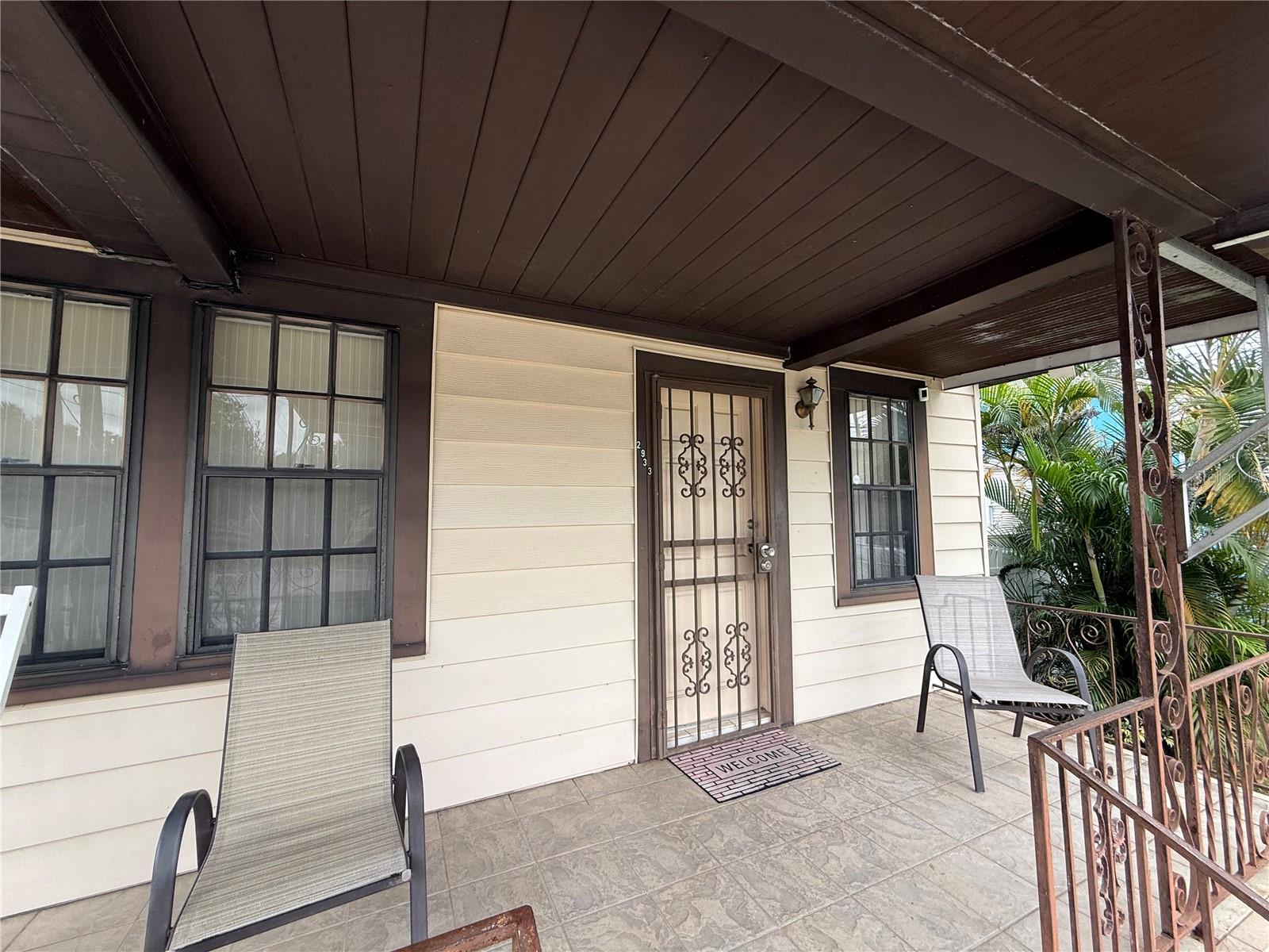 Single Family Residence at 2933 W WALNUT ST, TAMPA, photo 2 of 22