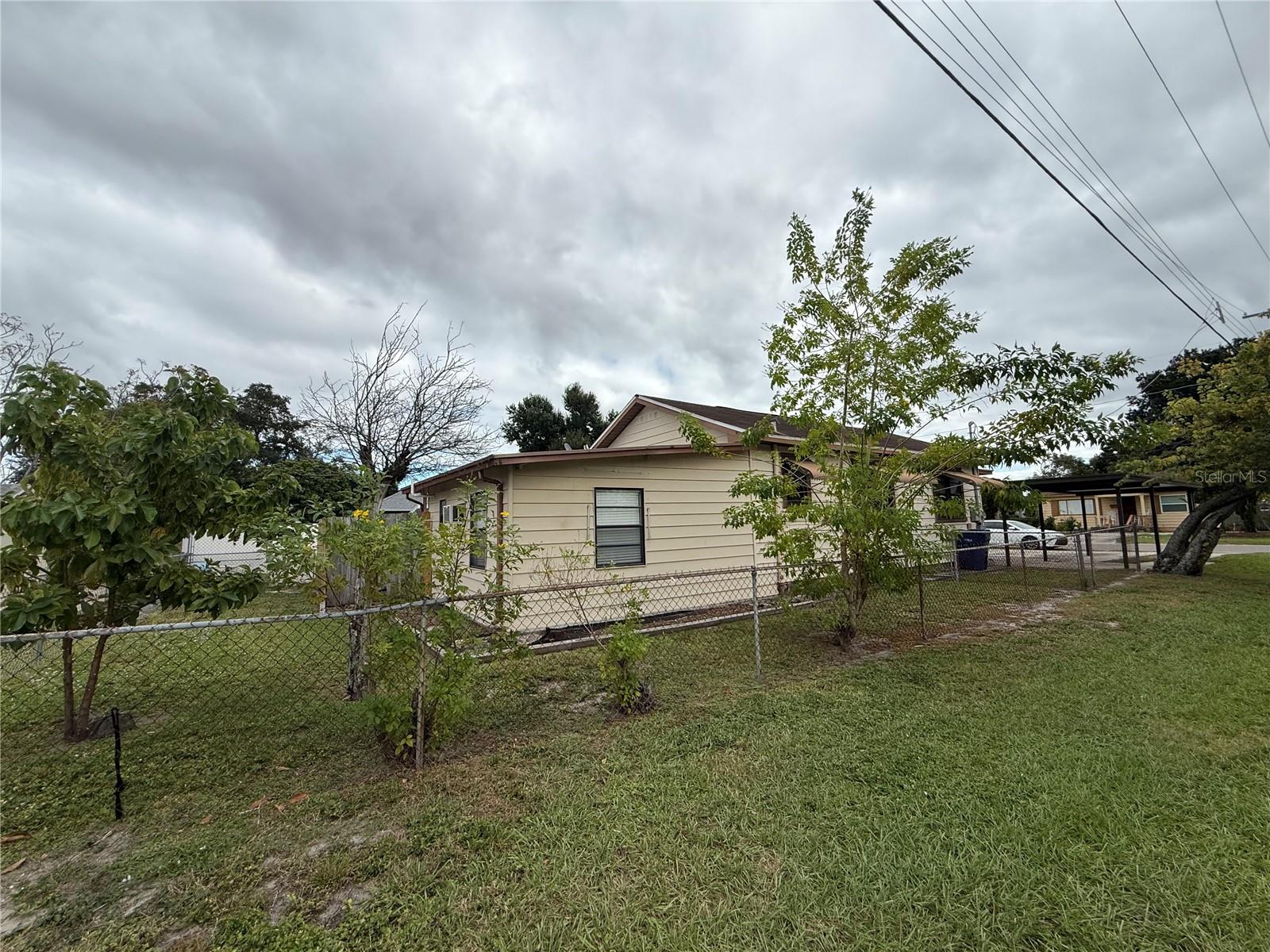 Single Family Residence at 2933 W WALNUT ST, TAMPA, photo 21 of 22