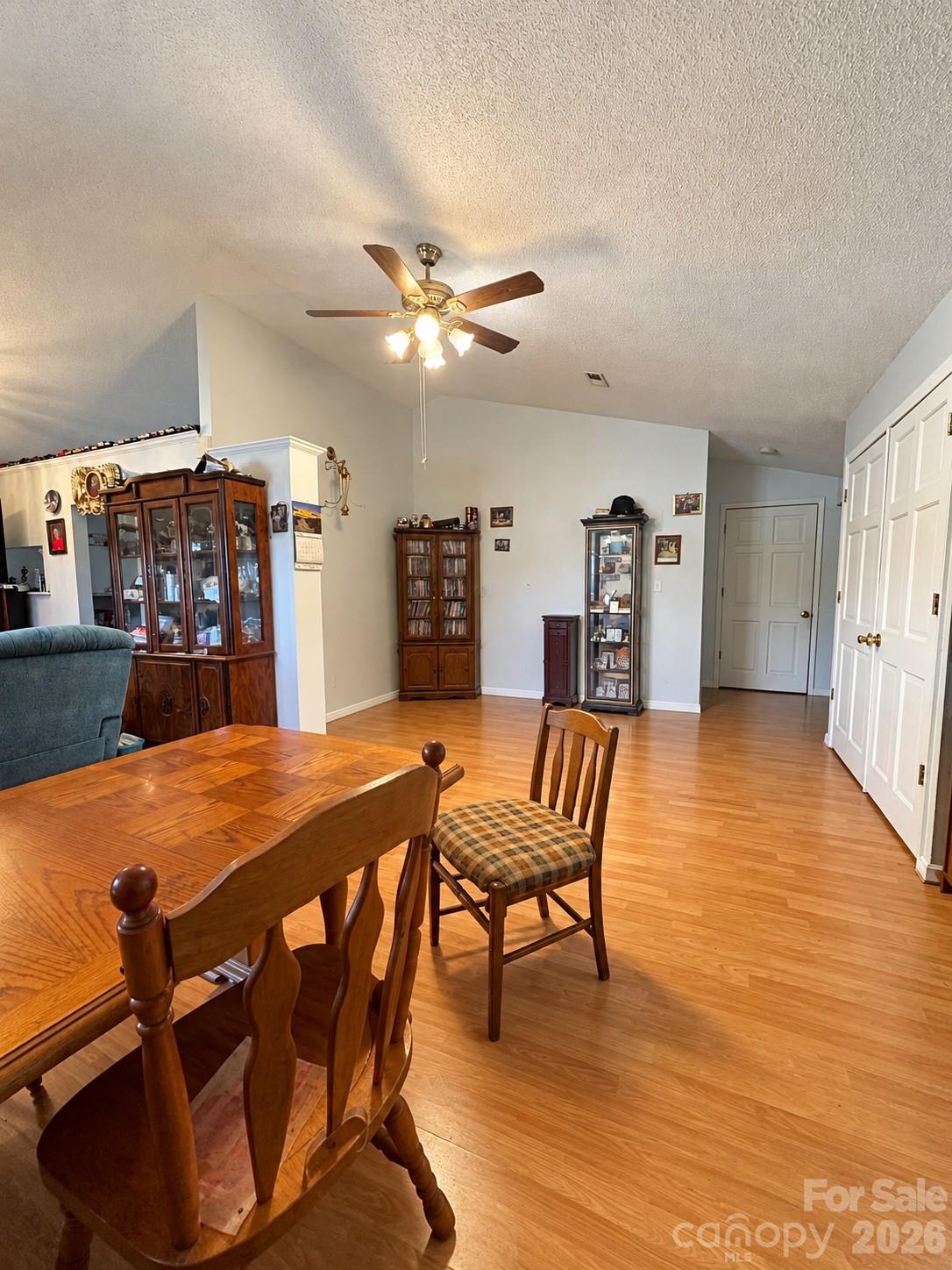 Single Family Residence at 165 Green Circle Drive, North Wilkesboro, photo 4 of 18