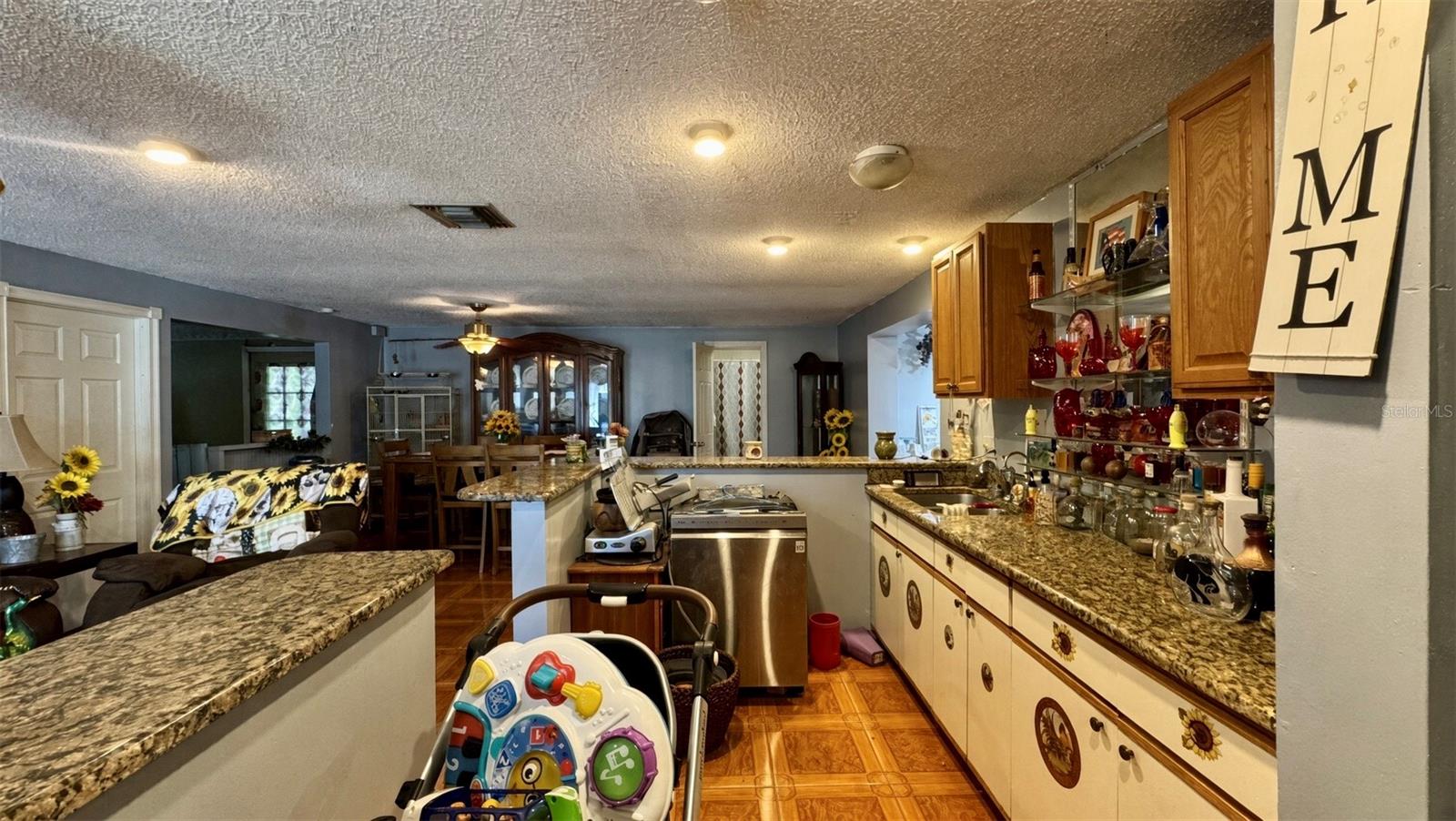 Single Family Residence at 5810 N GOMEZ AVE, TAMPA, photo 17 of 54