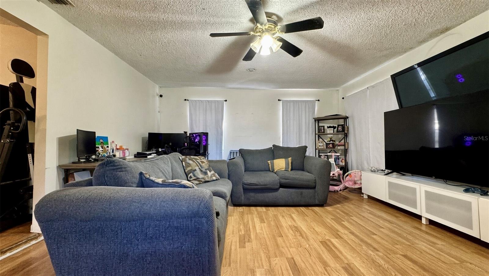 Single Family Residence at 5810 N GOMEZ AVE, TAMPA, photo 34 of 54