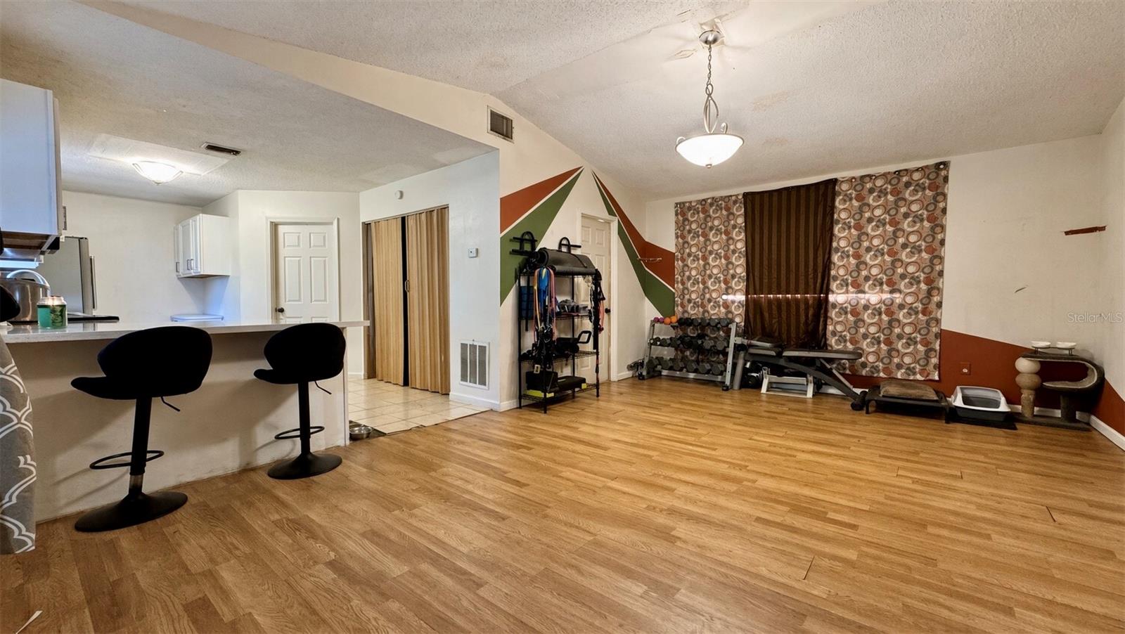 Single Family Residence at 5810 N GOMEZ AVE, TAMPA, photo 37 of 54