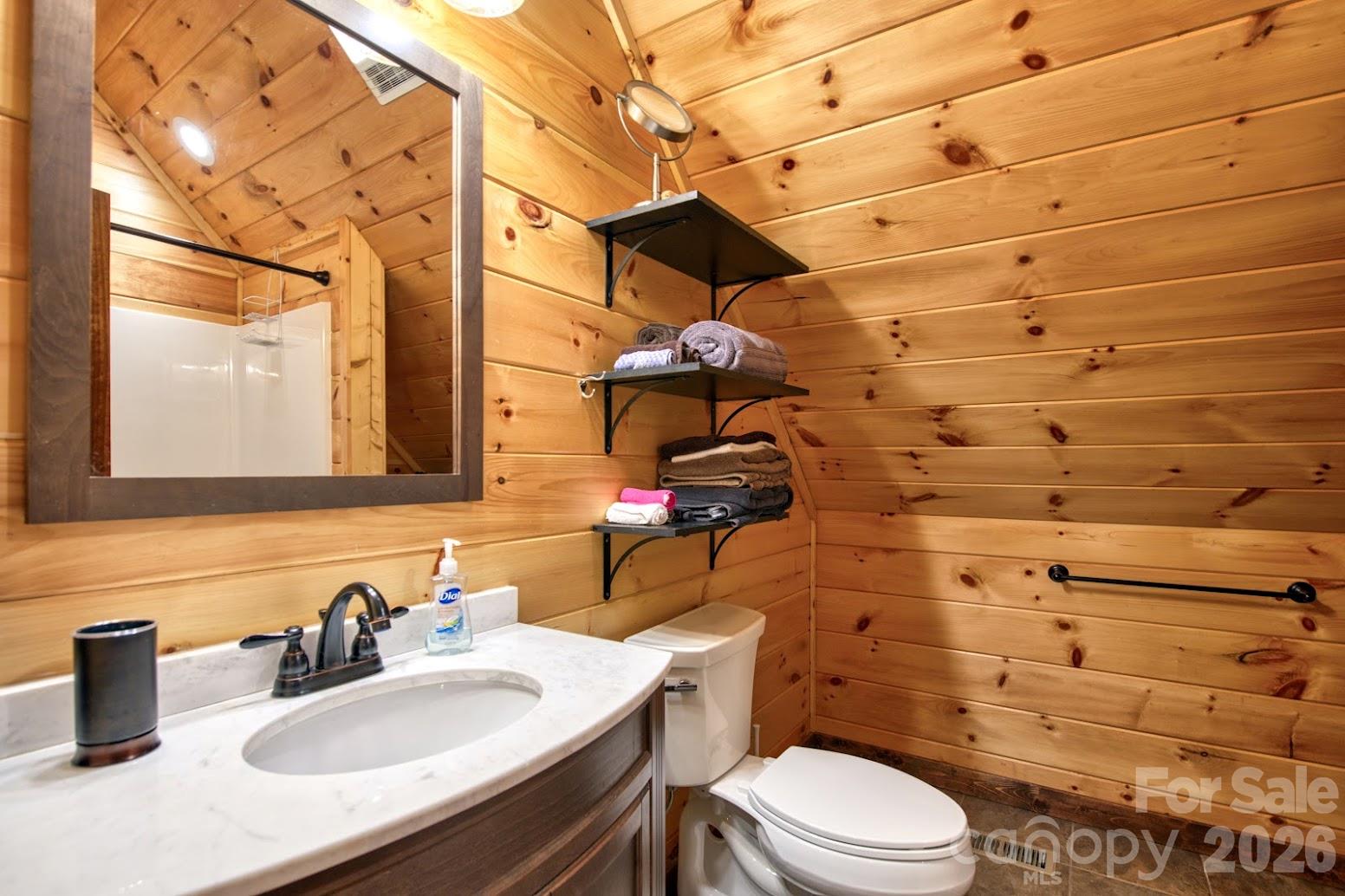 Second Floor Suite - 1450 Mountain Laurel Road, Whittier