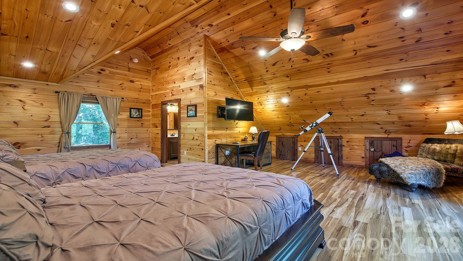 Second Floor Suite - 1450 Mountain Laurel Road, Whittier