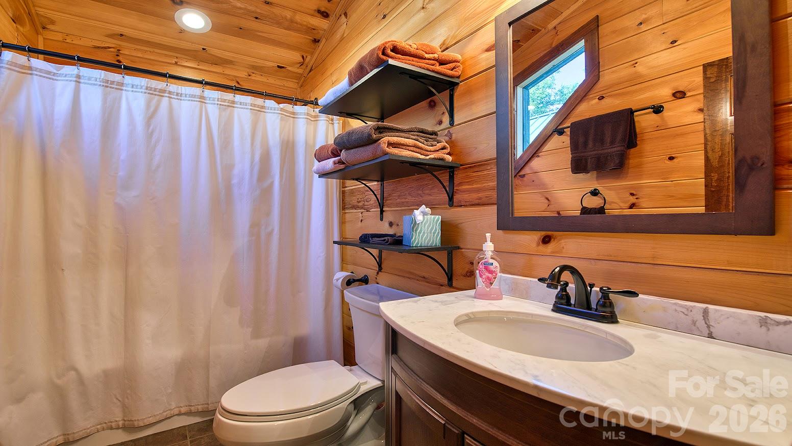Second Level Full Bath - 1450 Mountain Laurel Road, Whittier