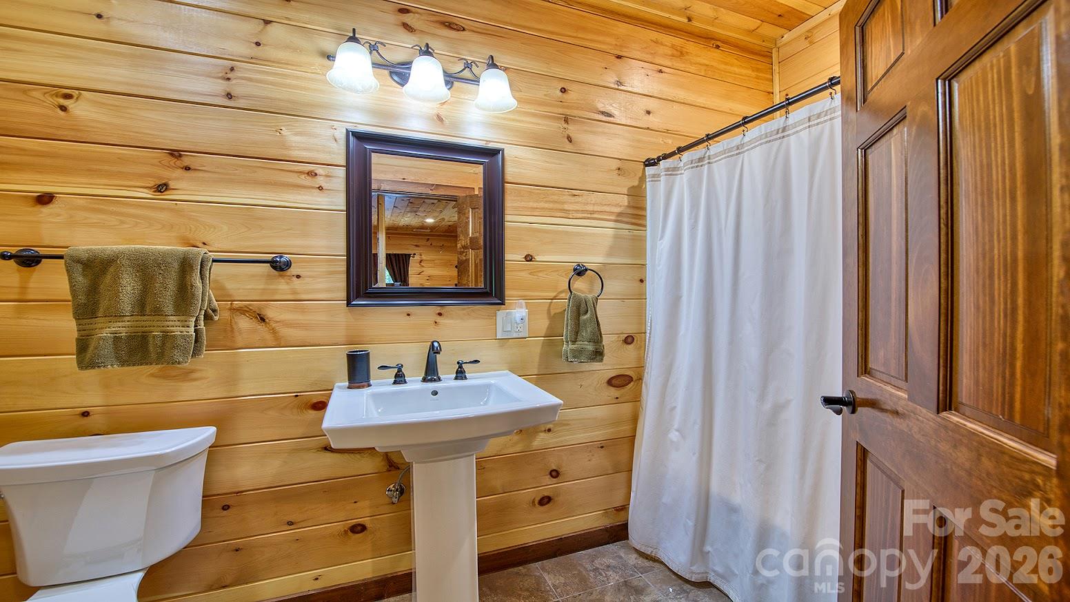 Full Bath, off of Rec Room - 1450 Mountain Laurel Road, Whittier