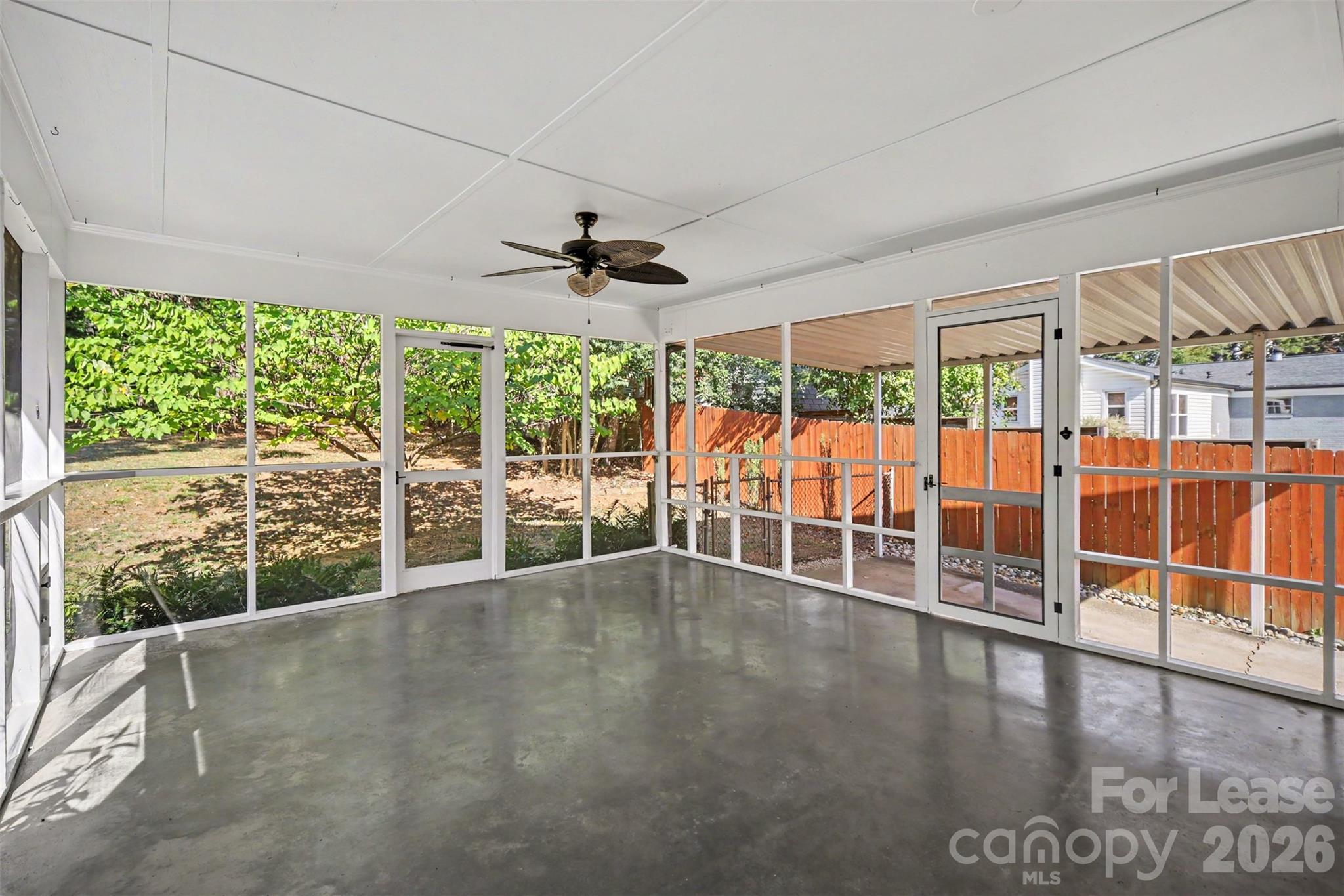 Single Family Residence at 4812 Yardley Place, Charlotte, photo 14 of 17